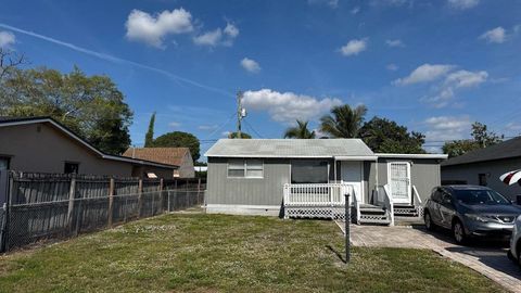 5645 Papaya Road West Palm Beach FL 33413