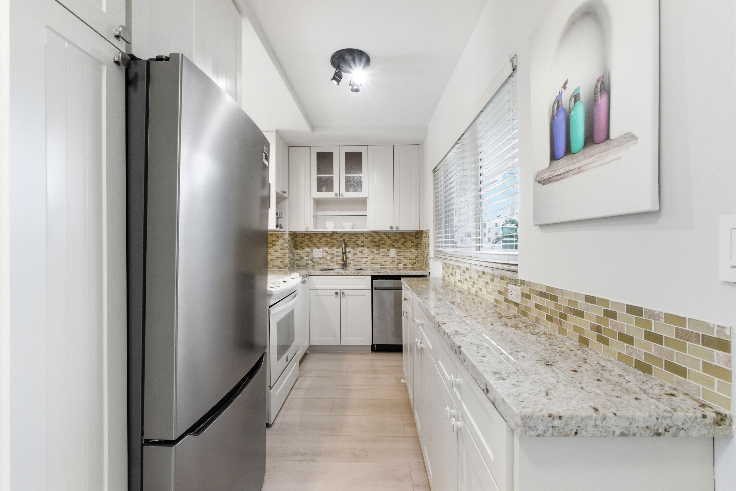 OASIS-NURMI ISLE CO-OP - Residential