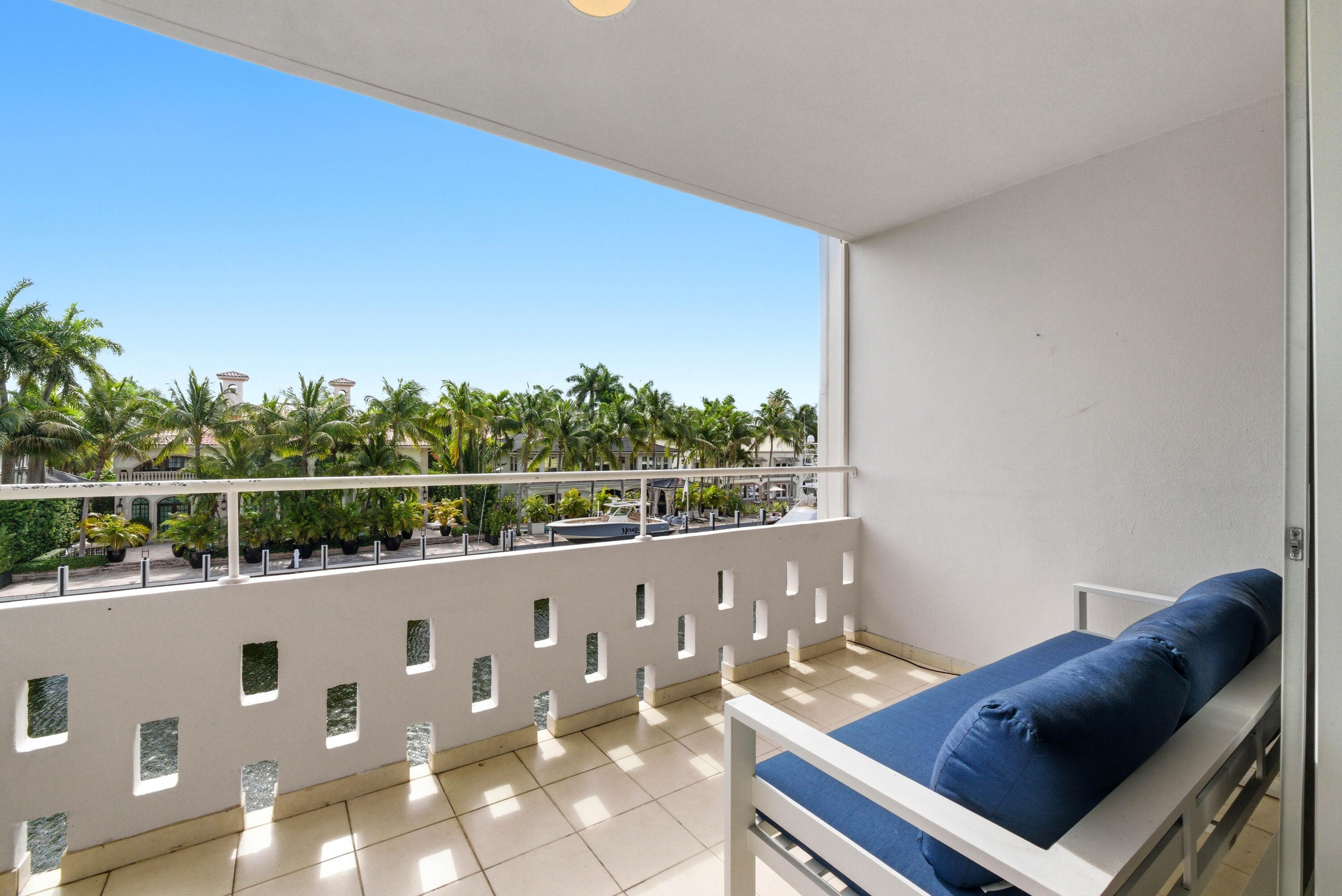 OASIS-NURMI ISLE CO-OP - Residential