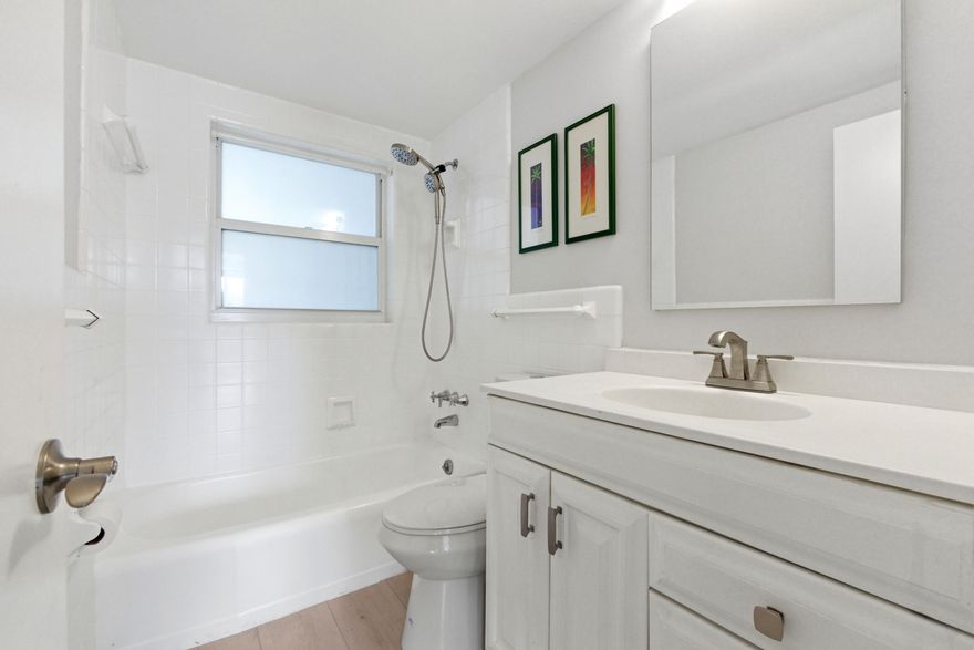 Rare Corner Unit 1BR/1BA with Direct water views and boat docks available located off of Las Olas Blvd. Docks are available on a first come basis up to 33' Boats accepted. All Renovated throughout with new flooring, kitchen with quartz countertops and new appliances. Water views from every room! Impact Doors and windows. No Fixed Bridges, Assigned parking ,pool and clubhouse.