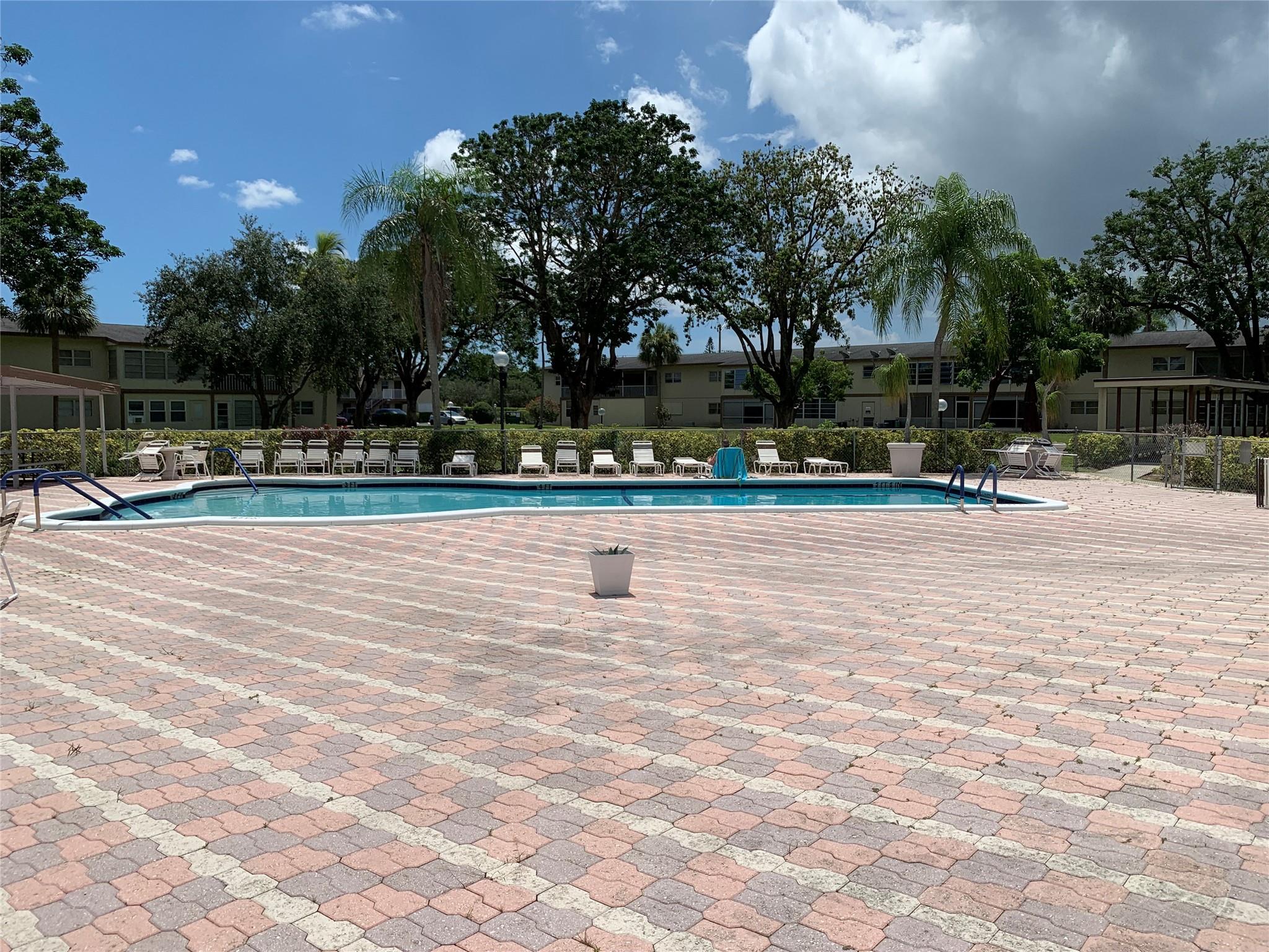 Oriole Gardens Two - Residential