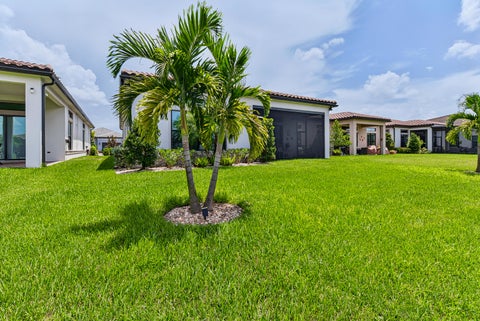 Tiny photo for 8047 JUNIPER Drive, Parkland, FL 33067 (MLS # B26066202)