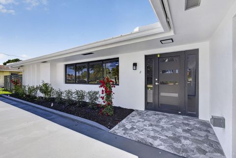 Tiny photo for 8111 W Lake Drive, Lake Clarke Shores, FL 33406 (MLS # B26036746)
