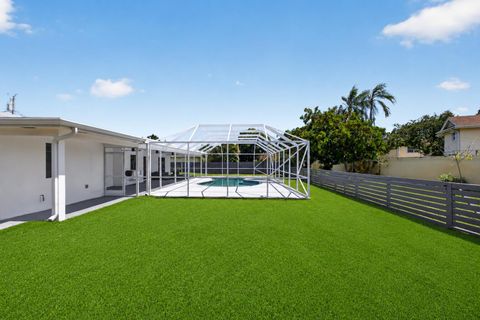 Tiny photo for 8111 W Lake Drive, Lake Clarke Shores, FL 33406 (MLS # B26036746)