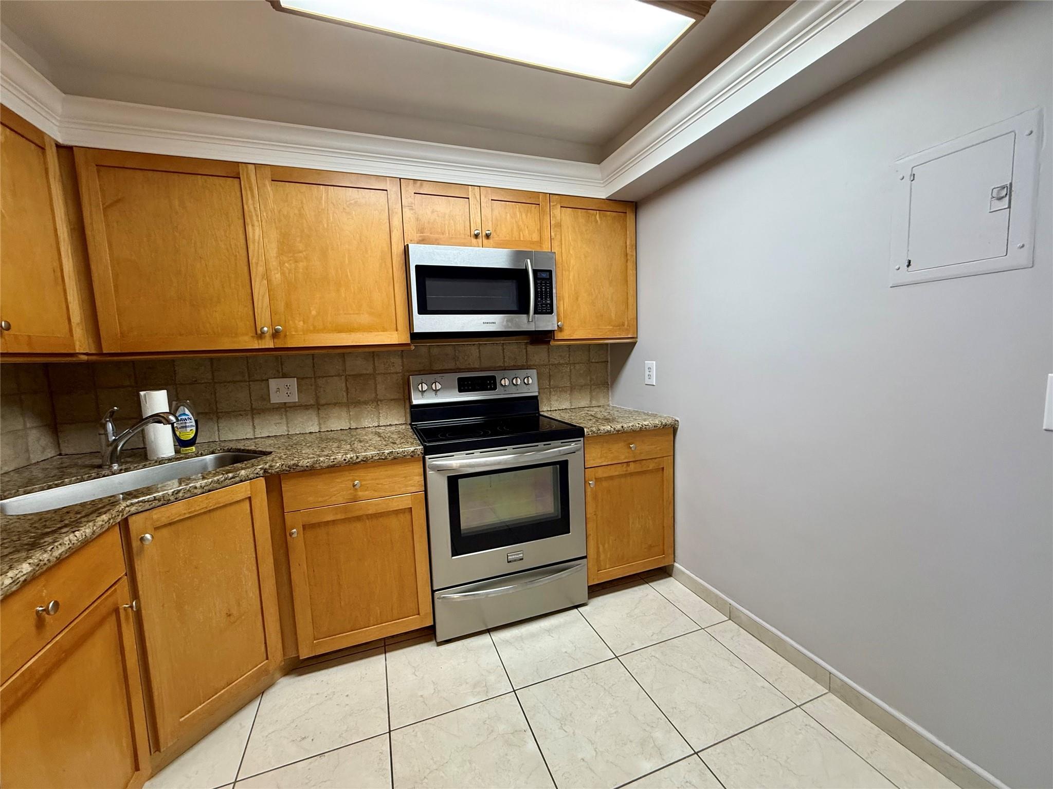 Pompano Beach Club North - Residential Lease