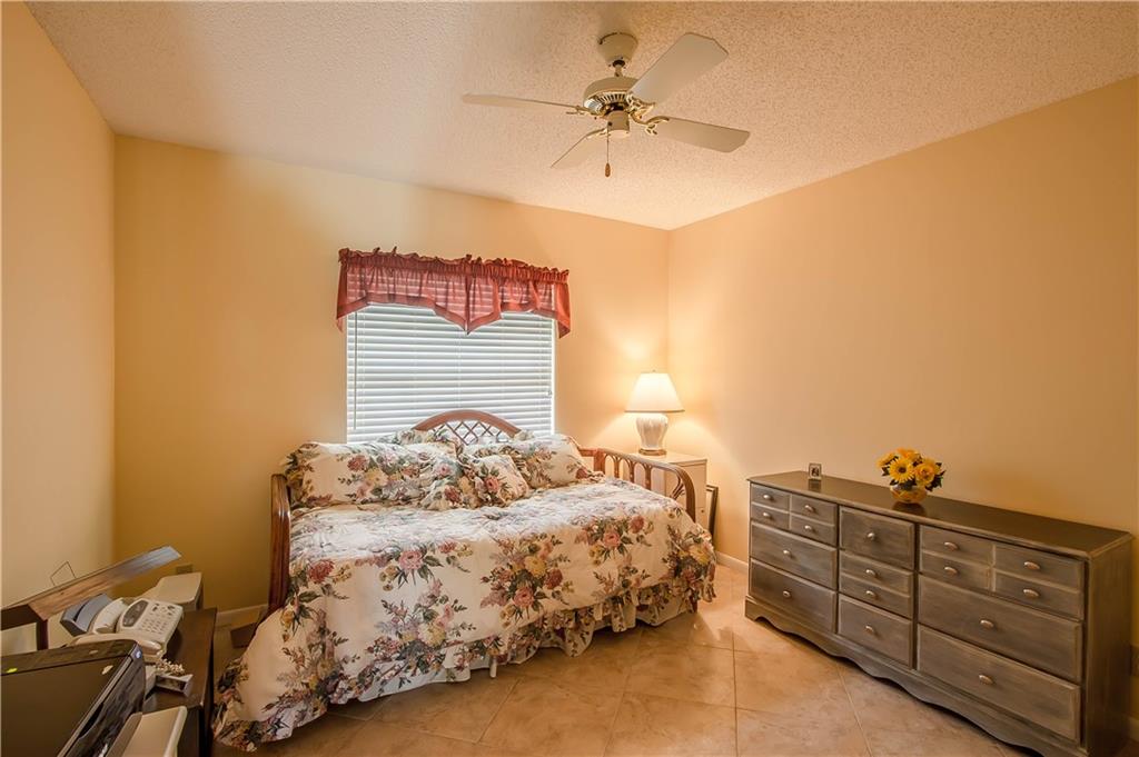 Parkwood VI 148-37 B - Residential