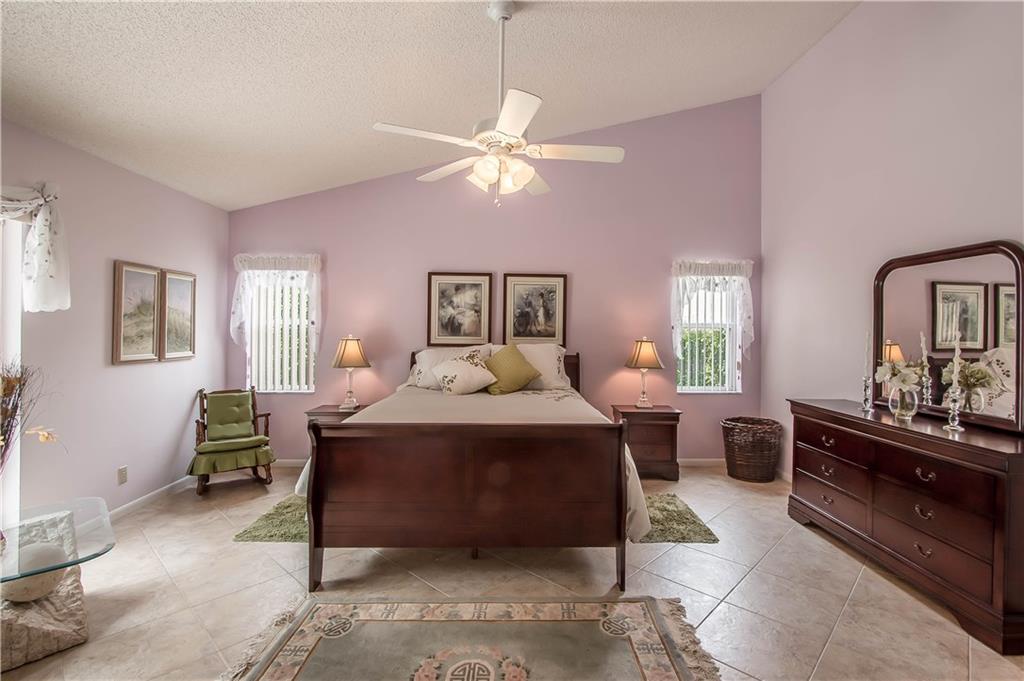 Parkwood VI 148-37 B - Residential