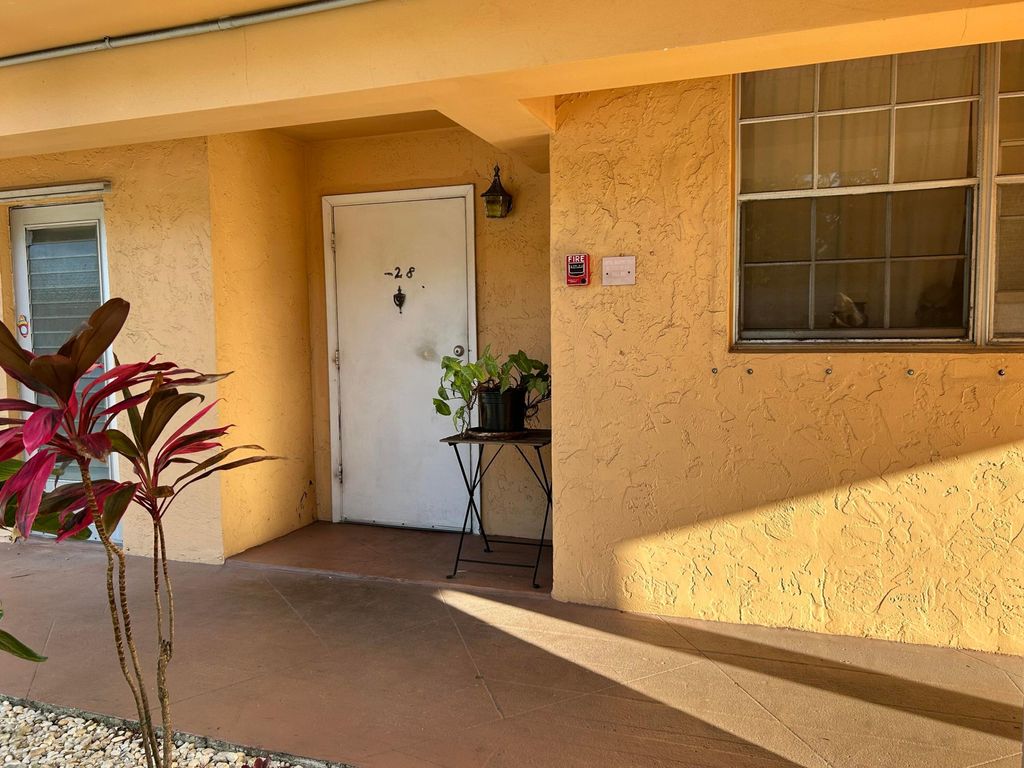 Photo of 4500 N Federal Highway, Lighthouse Point, FL 33064 (MLS # B26037685)