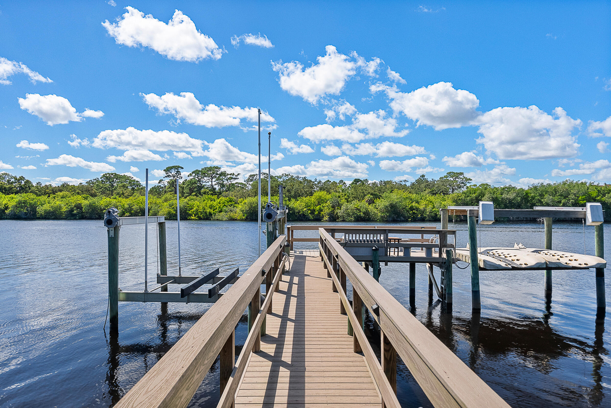 Islands of Ravello - Residential