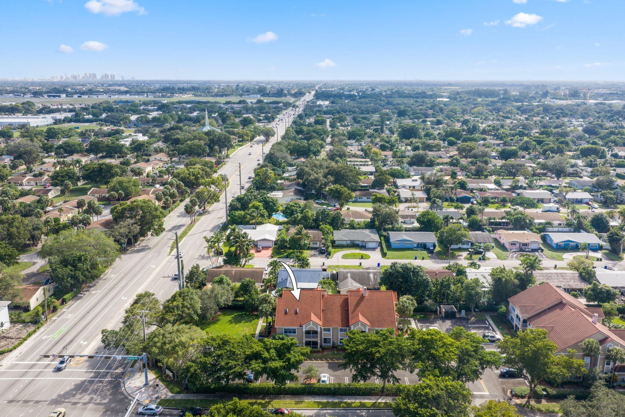 LA BONNE VIE AT PALM-AIRE - Residential