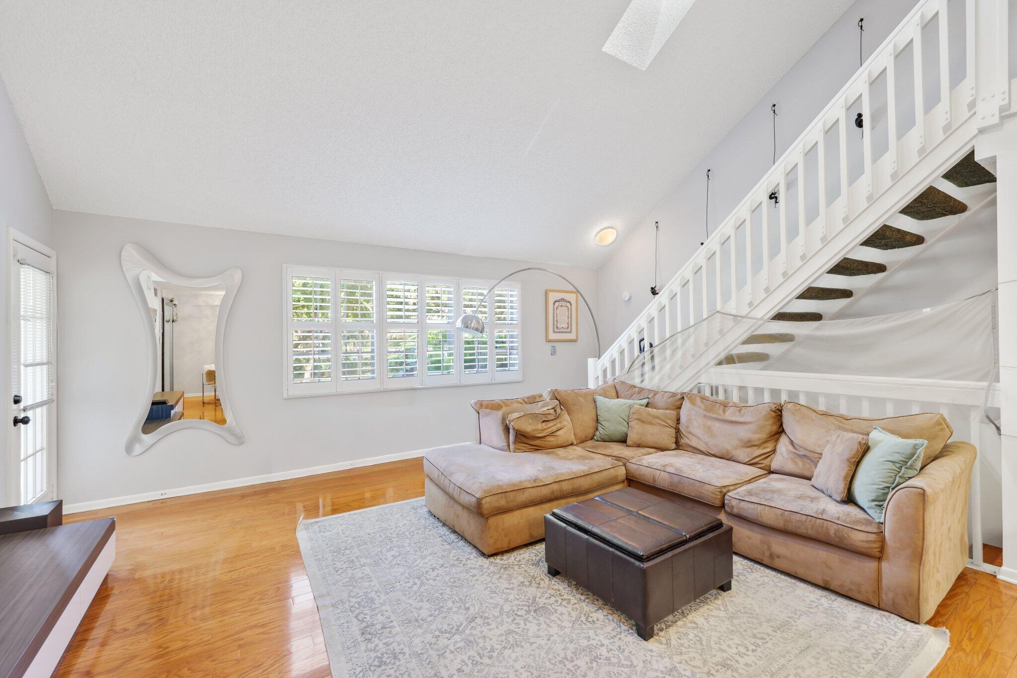 LA BONNE VIE AT PALM-AIRE - Residential