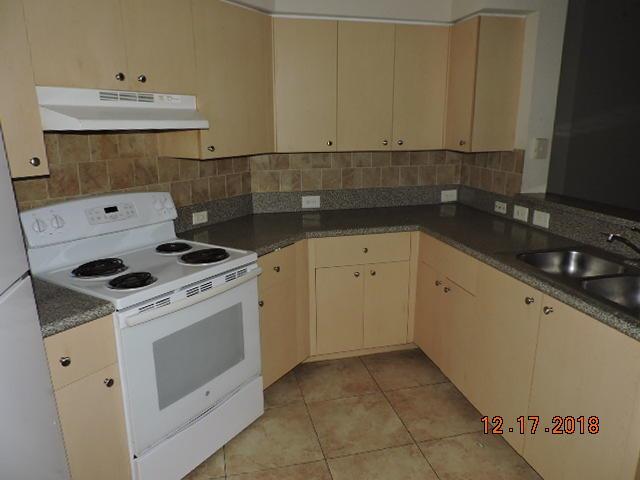 KENSINGTON OF ROYAL PALM BEACH CONDOI - Residential