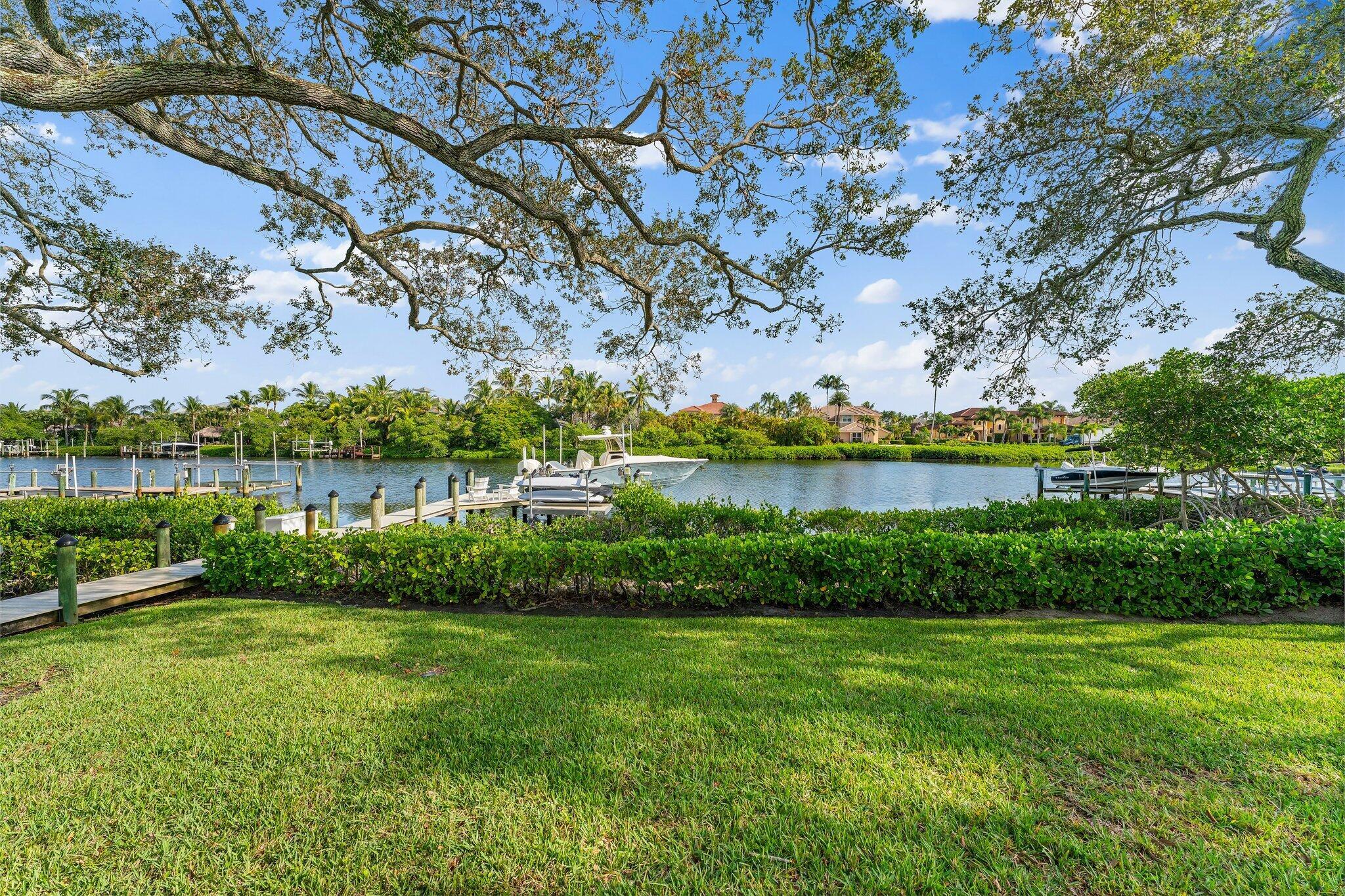 JUPITER RIVER ESTATES - Residential