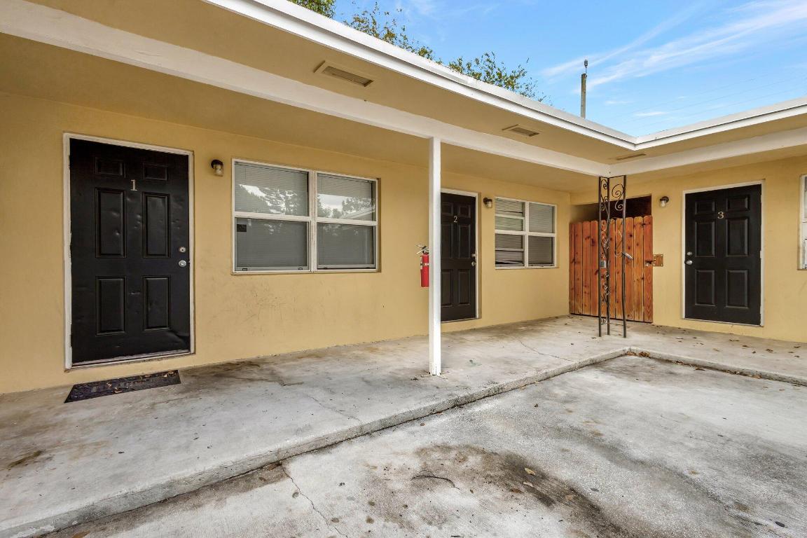 LAKE WORTH TOWN OF ADD 1 - Residential