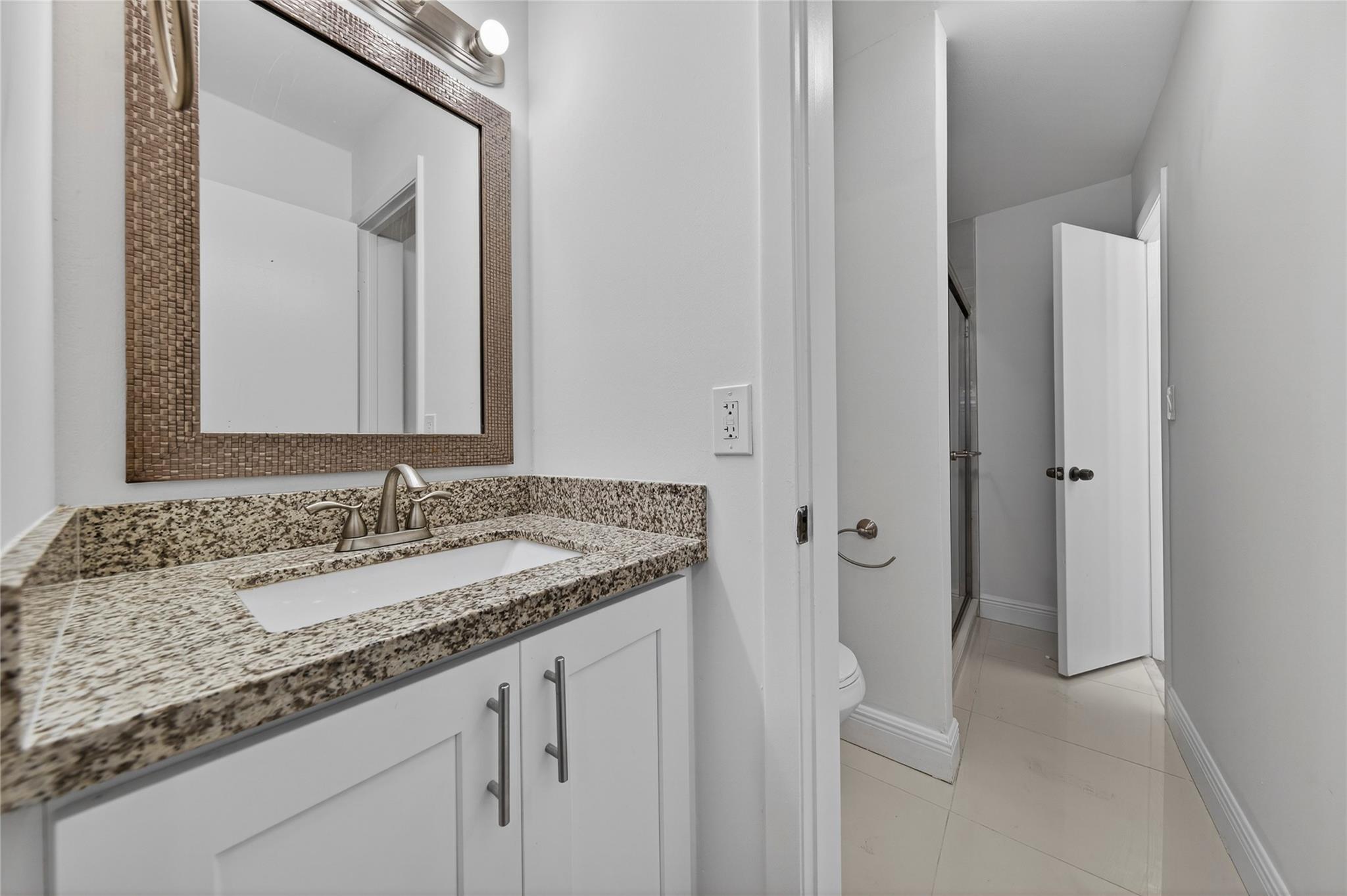 EDGEWATER TOWNHOMES - Residential