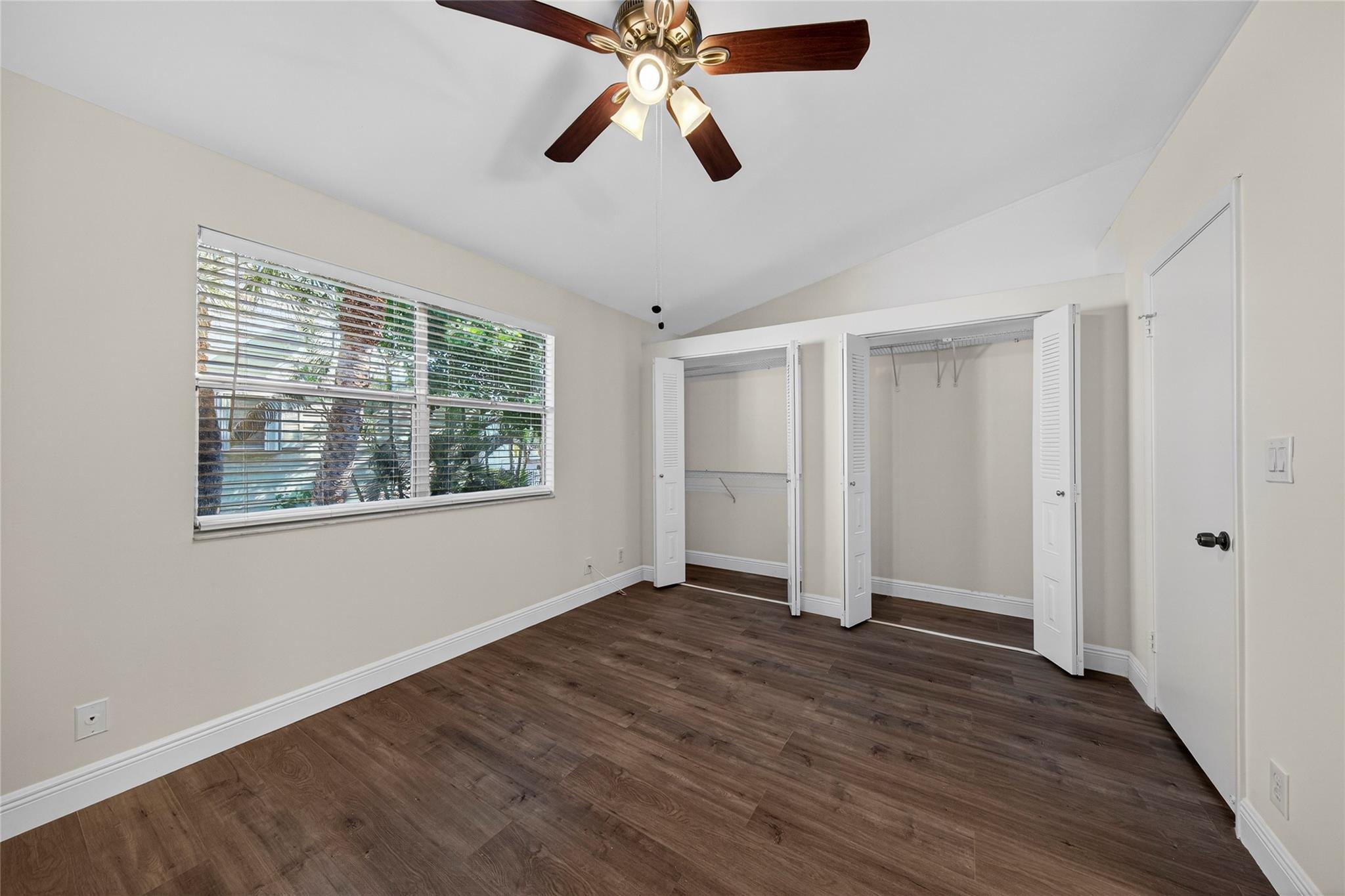 EDGEWATER TOWNHOMES - Residential