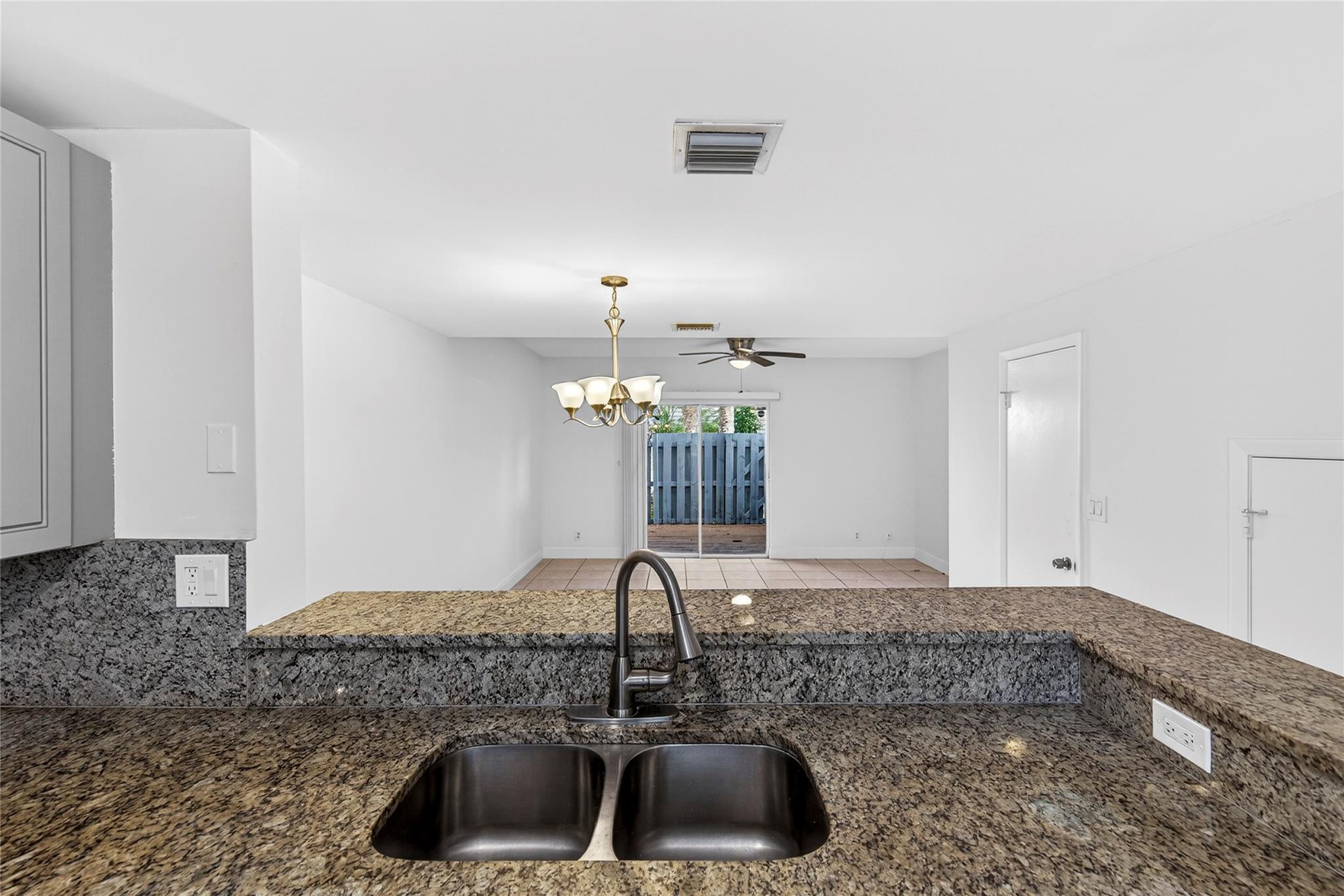 EDGEWATER TOWNHOMES - Residential