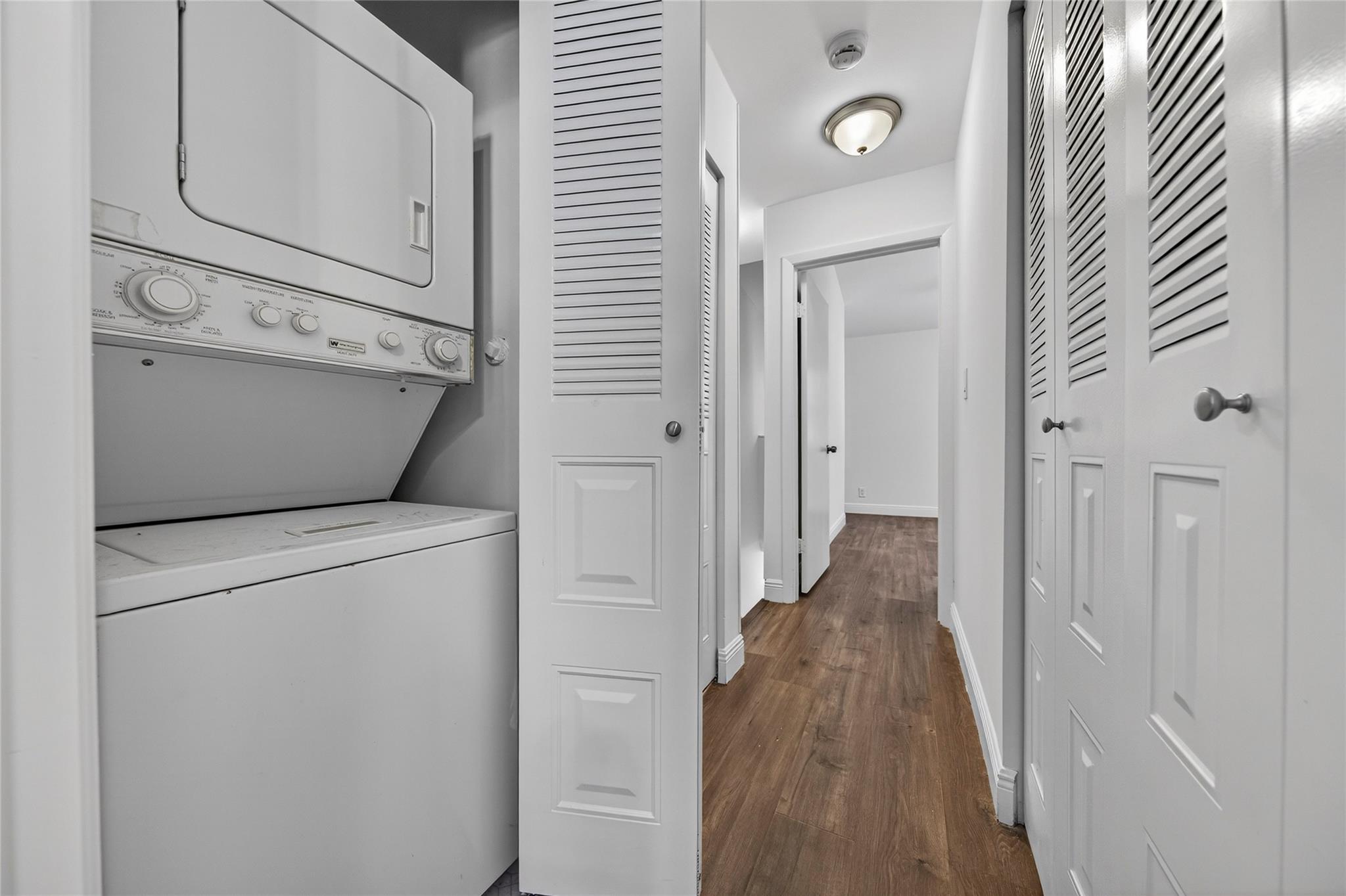 EDGEWATER TOWNHOMES - Residential