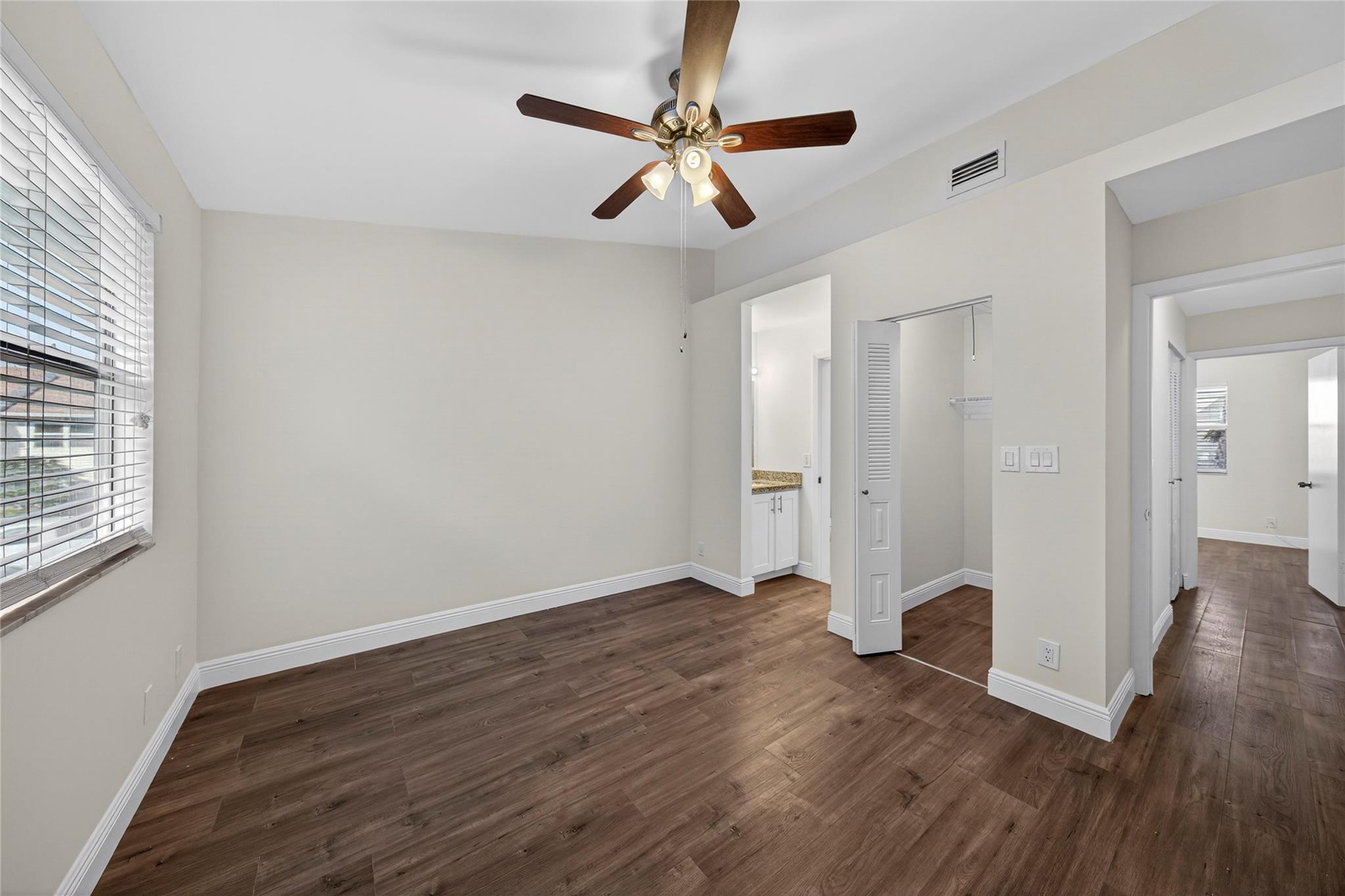 EDGEWATER TOWNHOMES - Residential