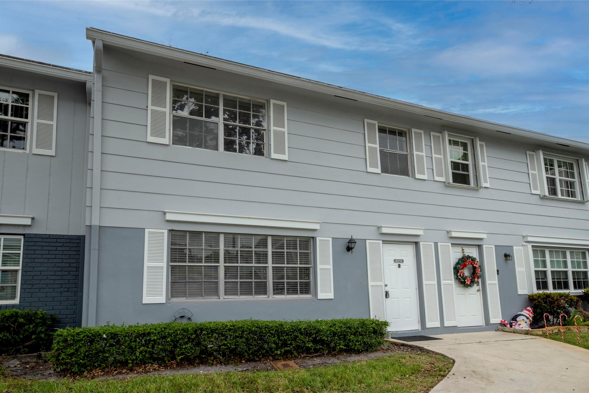 Welcome to this meticulously maintained & recently remodeled 3-bedroom, 2.5-bathroom townhome in the heart of Davie. The 1st floor features a spacious living room, a cozy family room, an eat-in kitchen, formal dining area, laundry space, extra storage, & a convenient half bathroom. Heading up to the 2nd floor, you'll find 3 bedrooms, thoughtfully accompanied by 2 newly remodel bathrooms & a generously sized walk-in closet. The community offers a pool & ample guest parking and is pet friendly. Conveniently near highways, NSU, Broward College, dining options, supermarkets, & shopping. FLL Airport is conveniently close, & beautiful beaches are a short drive away.