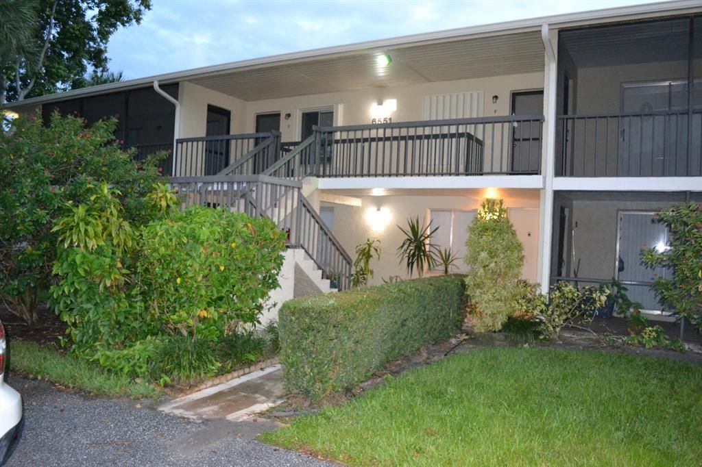 Photo of 6551 Chasewood Drive #E, Jupiter, FL 33458 (MLS # R10754207)