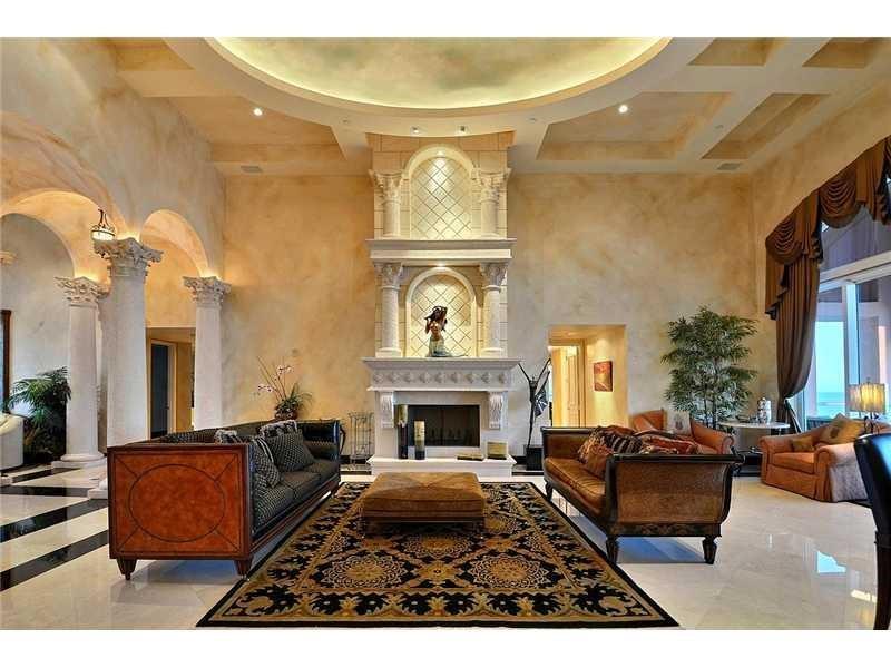 THE PALMS - Residential