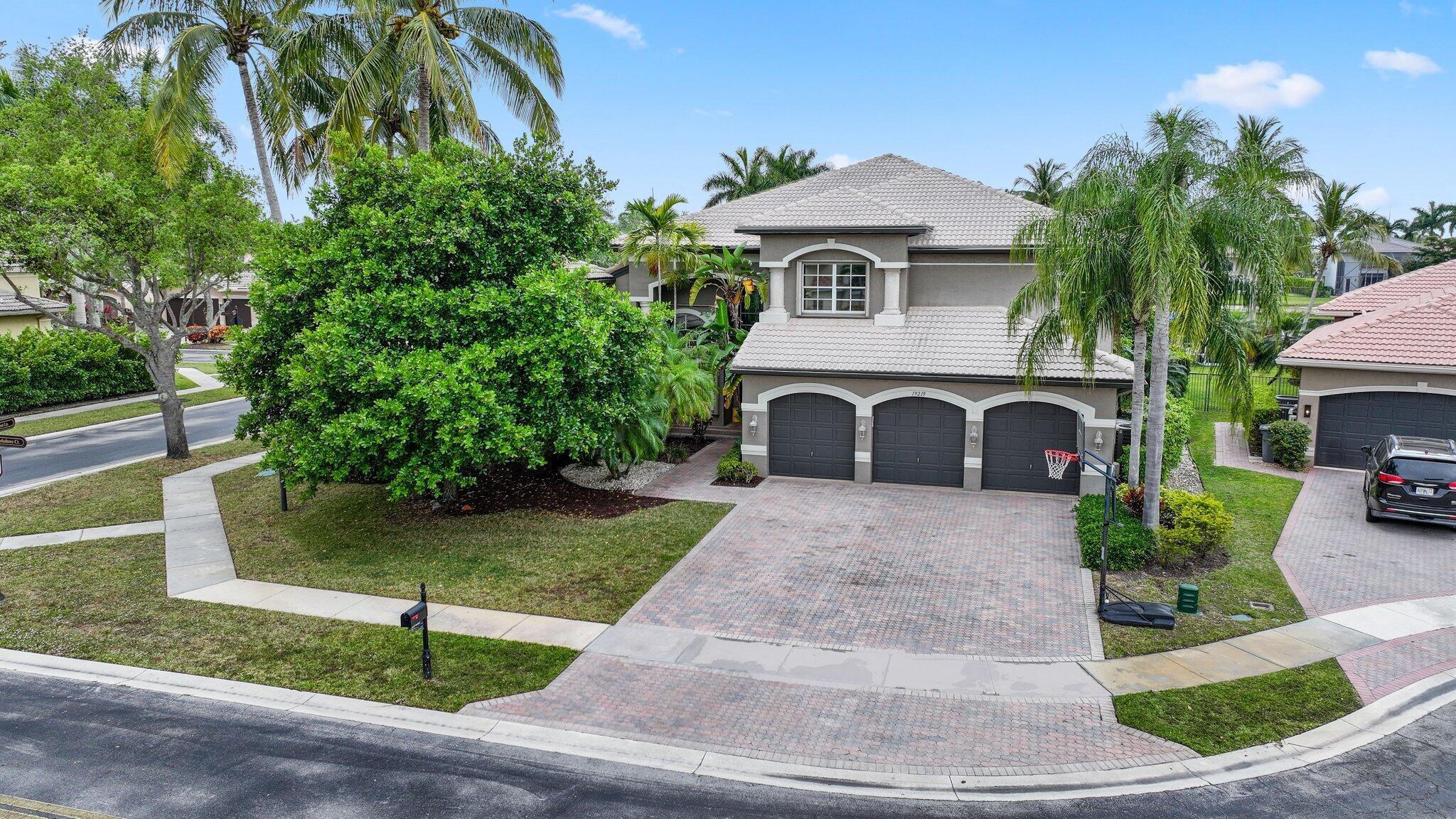 19219 N Creekshore Court