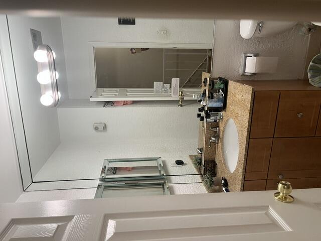 VALENCIA VILLAGE CONDO PHASE I - Residential
