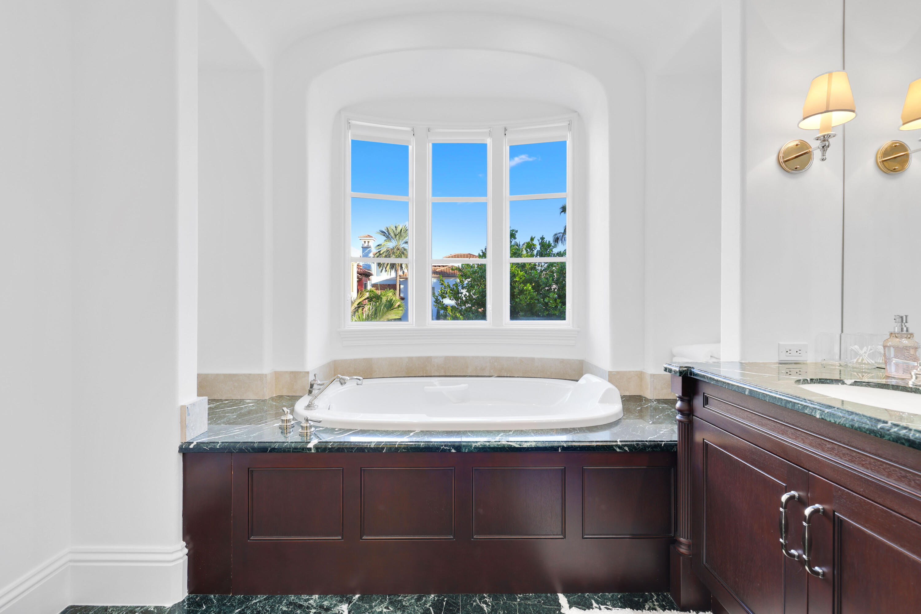 Mizner Lake Estates - Residential