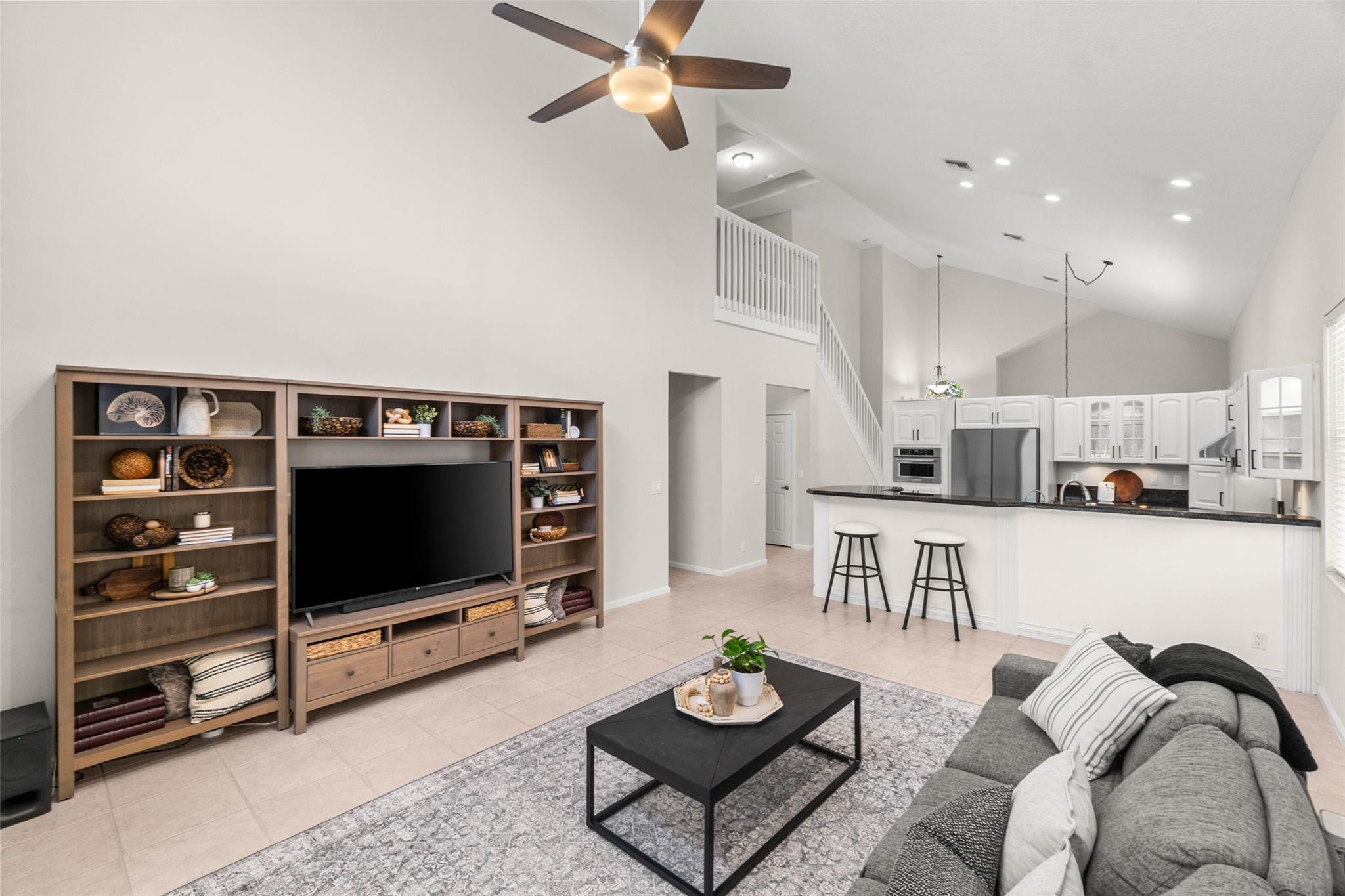 KENSINGTON - Residential