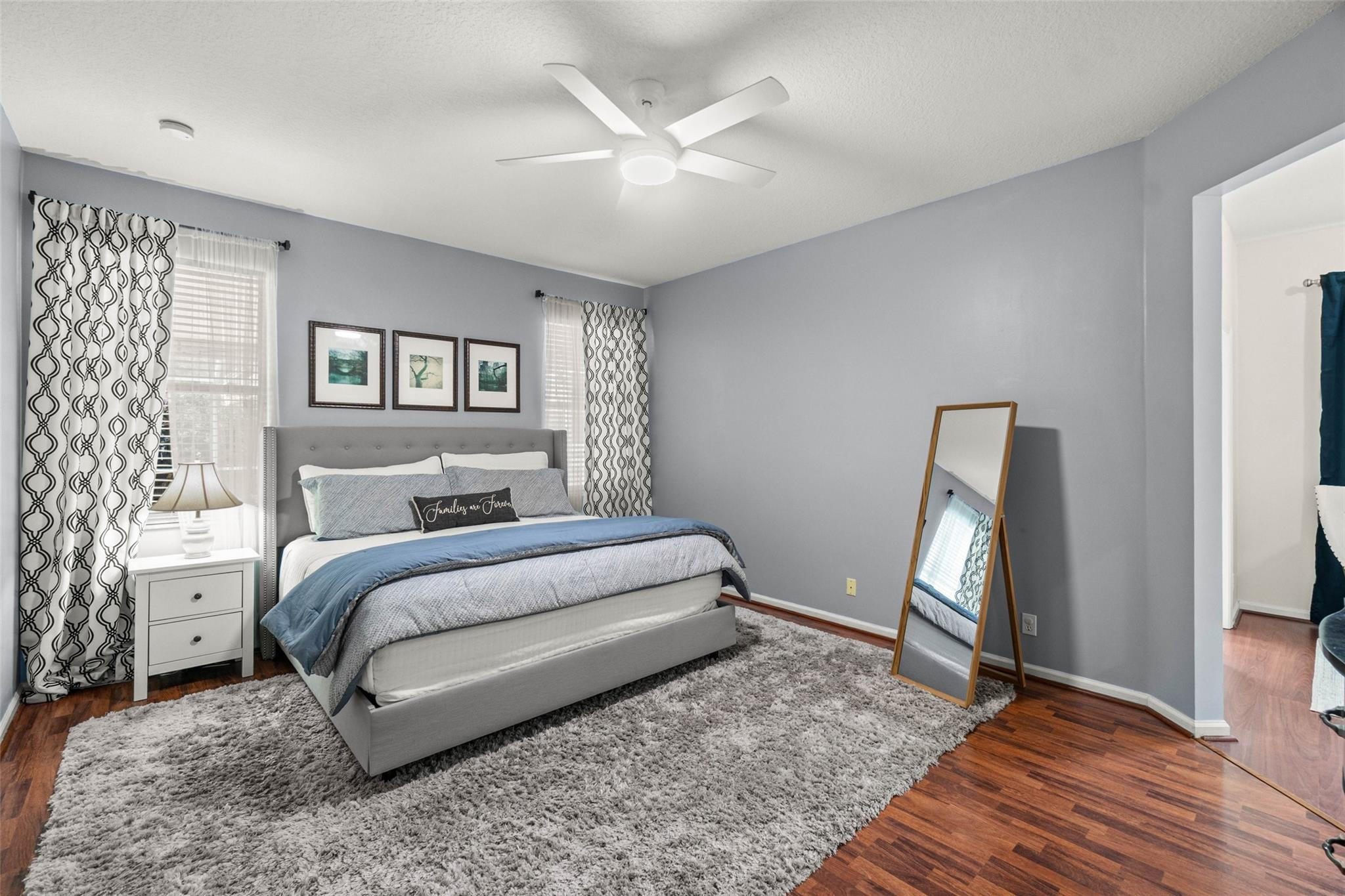 KENSINGTON - Residential