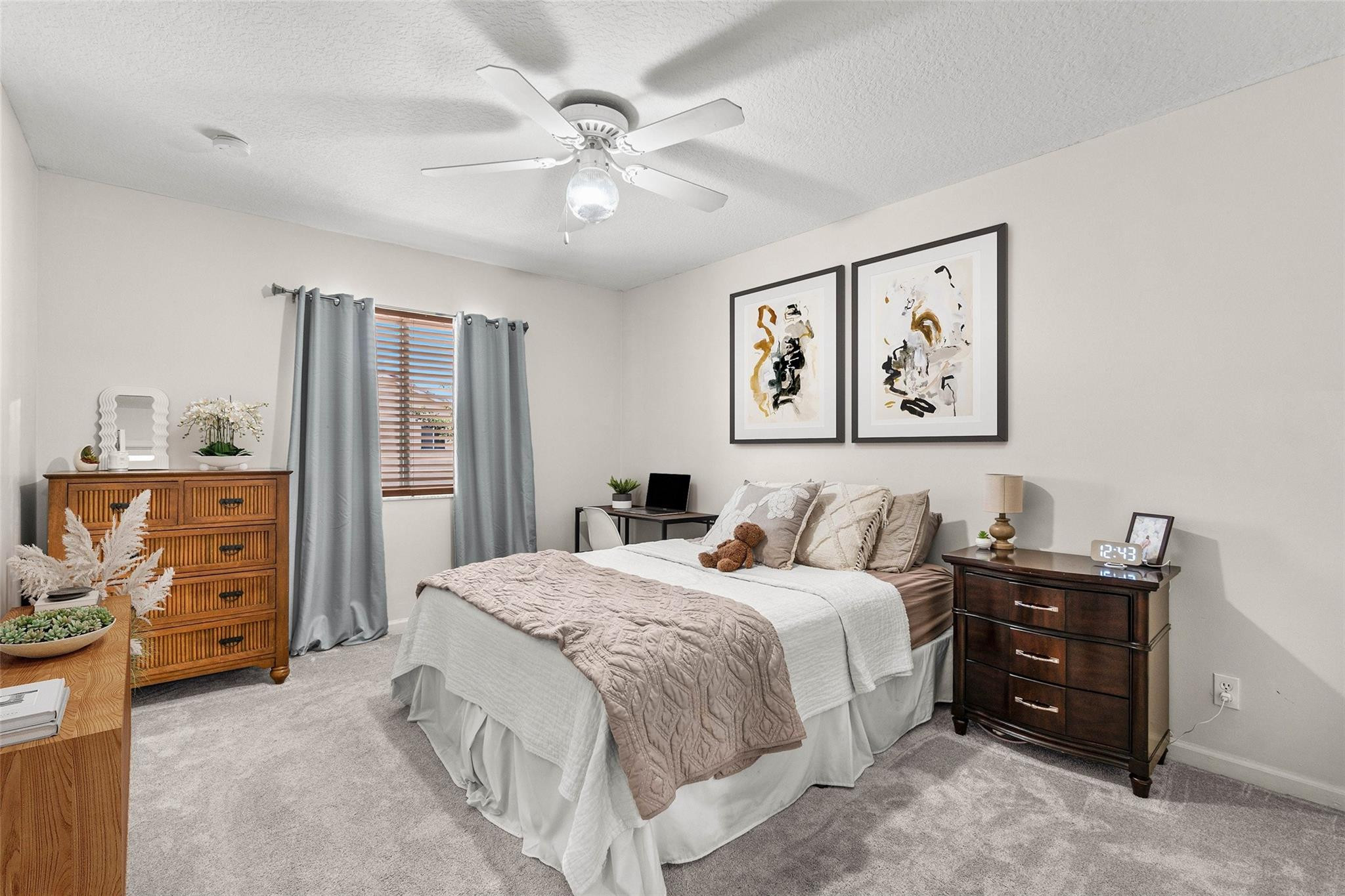 KENSINGTON - Residential