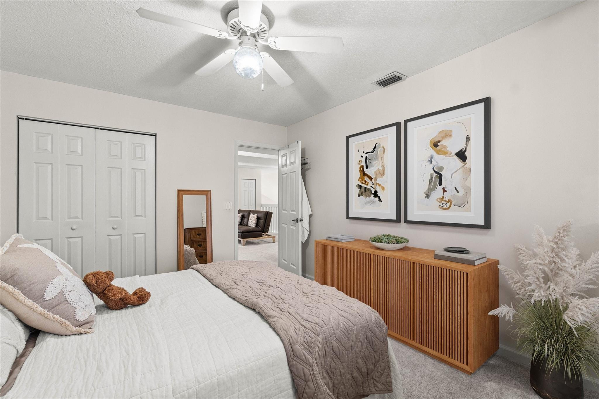 KENSINGTON - Residential