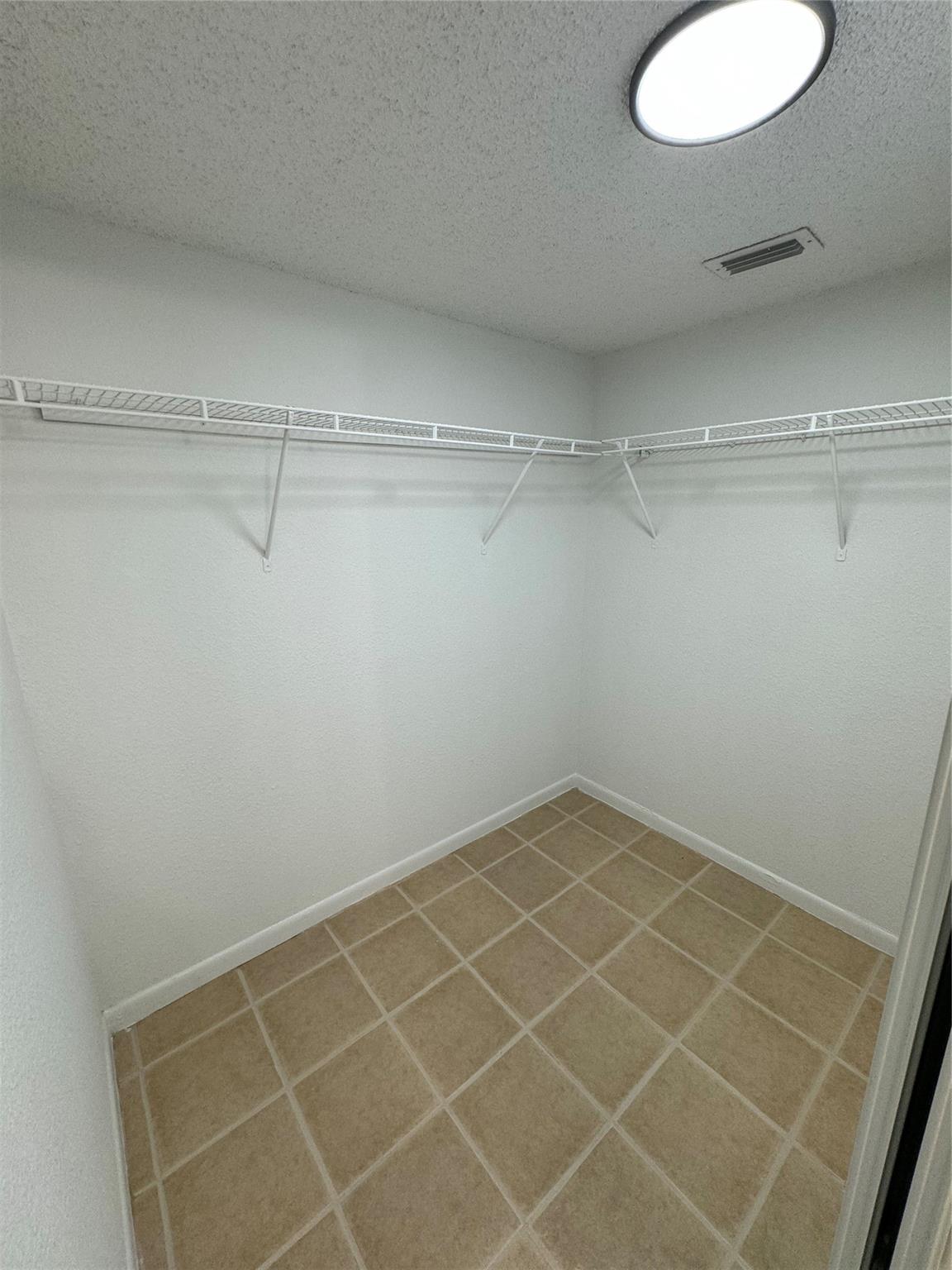 VISCONTI CONDO - Residential Lease