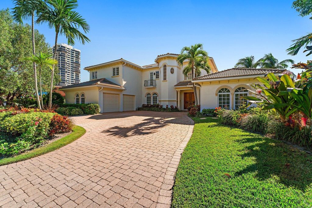 Photo of 1231 Pine Point Rd, Singer Island, FL 33404 (MLS # R11040784)