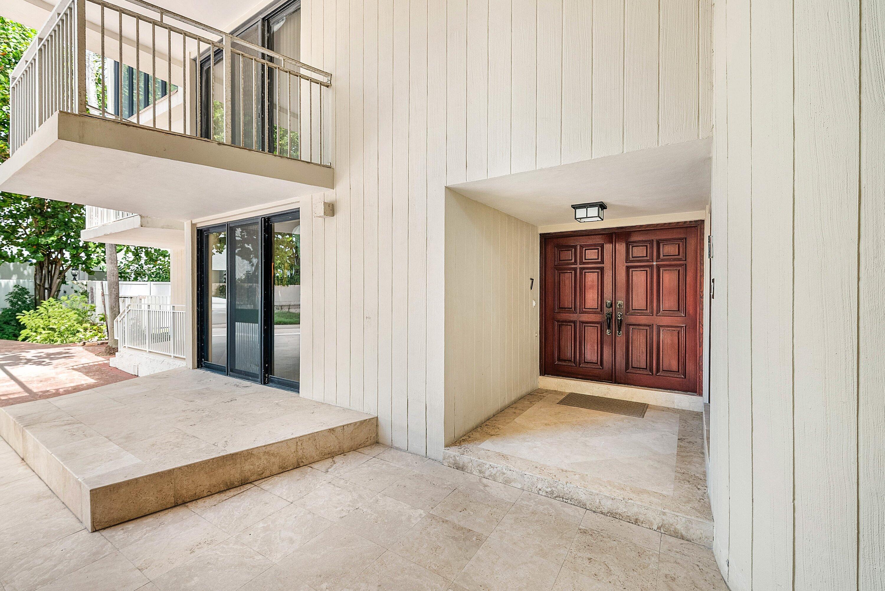 2155 S Ocean Boulevard 7