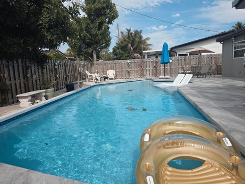 Tiny photo for 7811 NW 40th Court, Coral Springs, FL 33065 (MLS # F10554296)