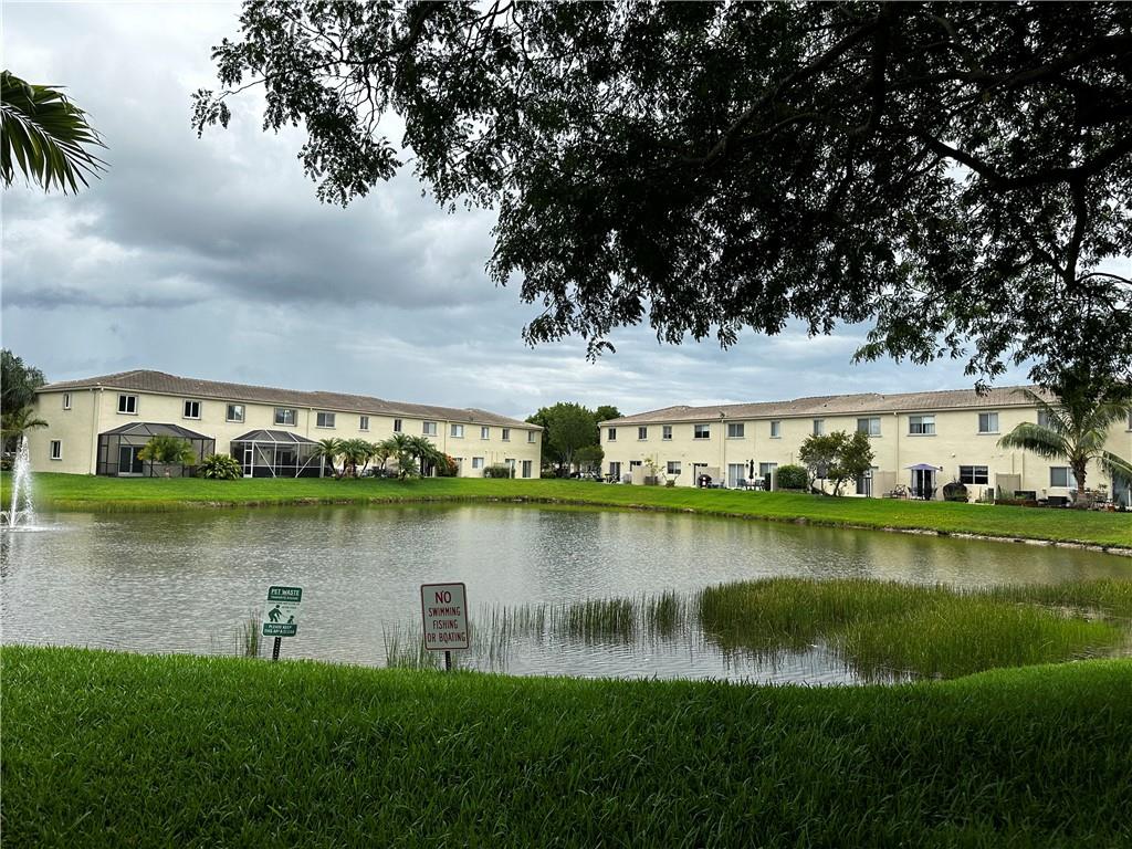 LAGO VISTA - Residential