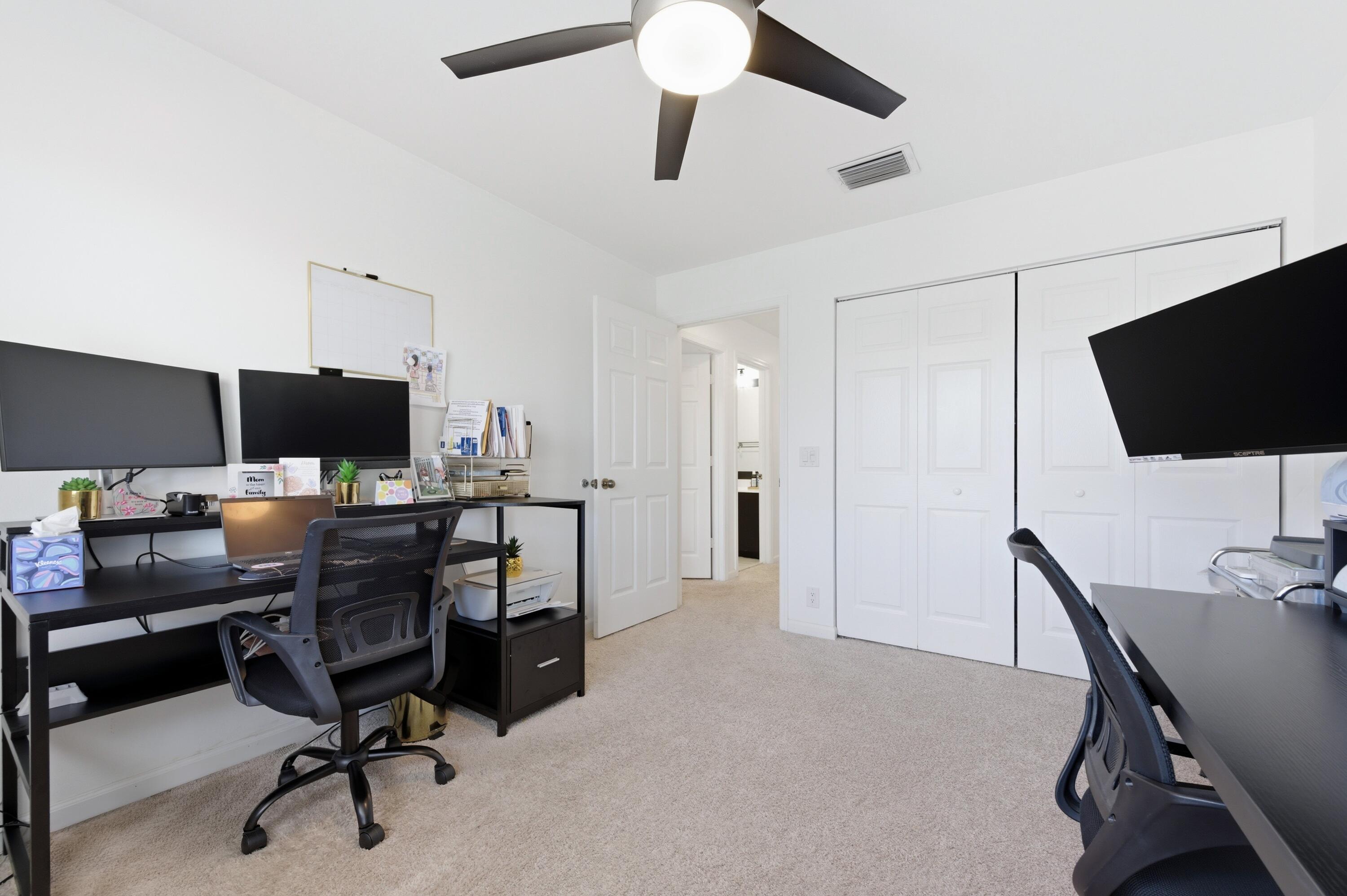 LAKE CHARLESTON TR X - Residential Lease