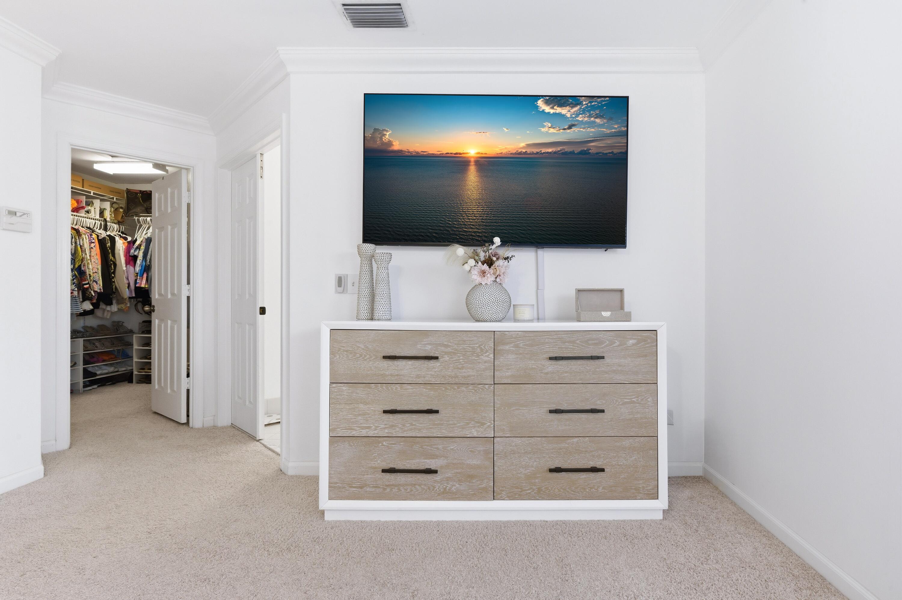 LAKE CHARLESTON TR X - Residential Lease