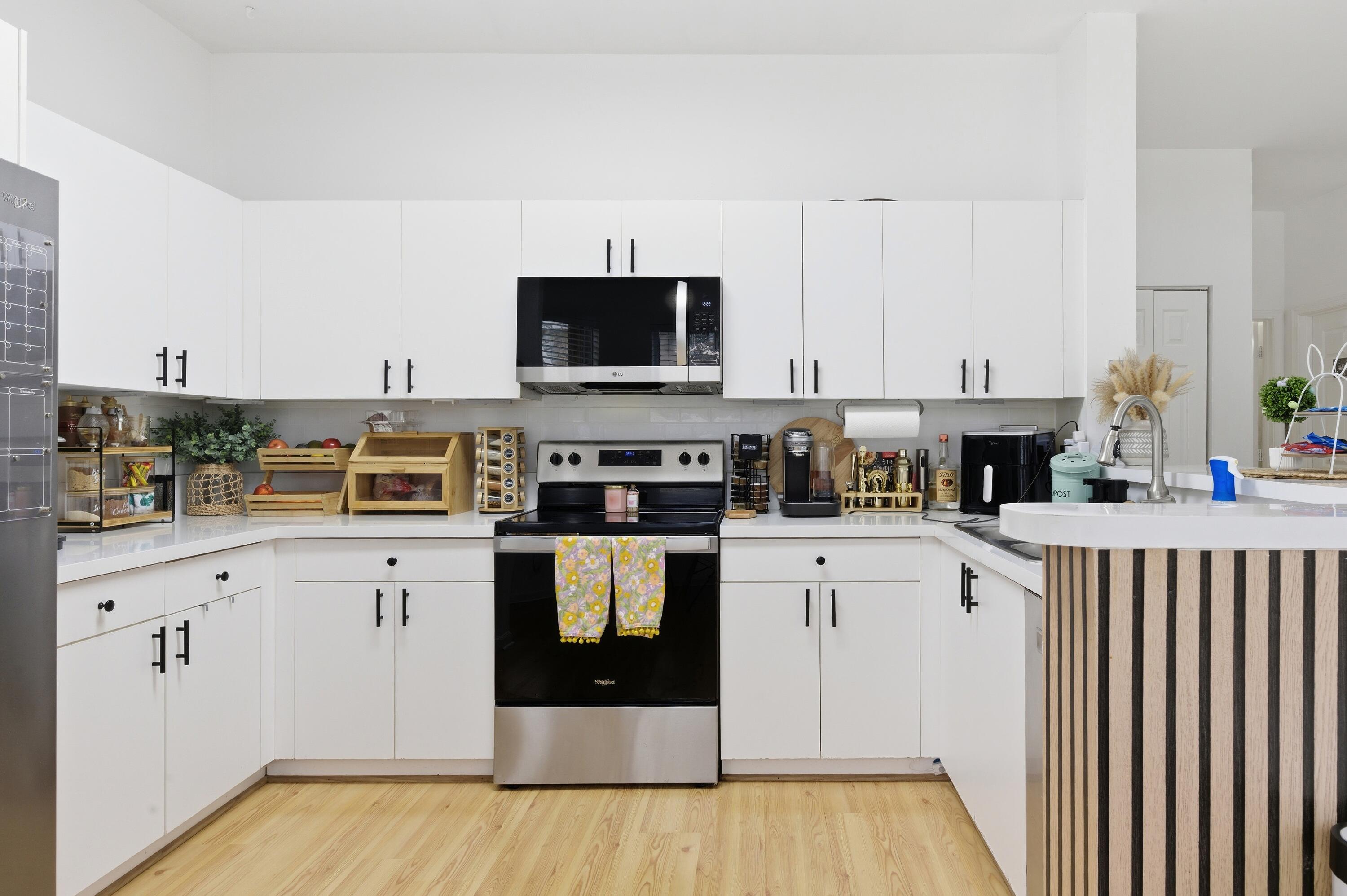 LAKE CHARLESTON TR X - Residential Lease