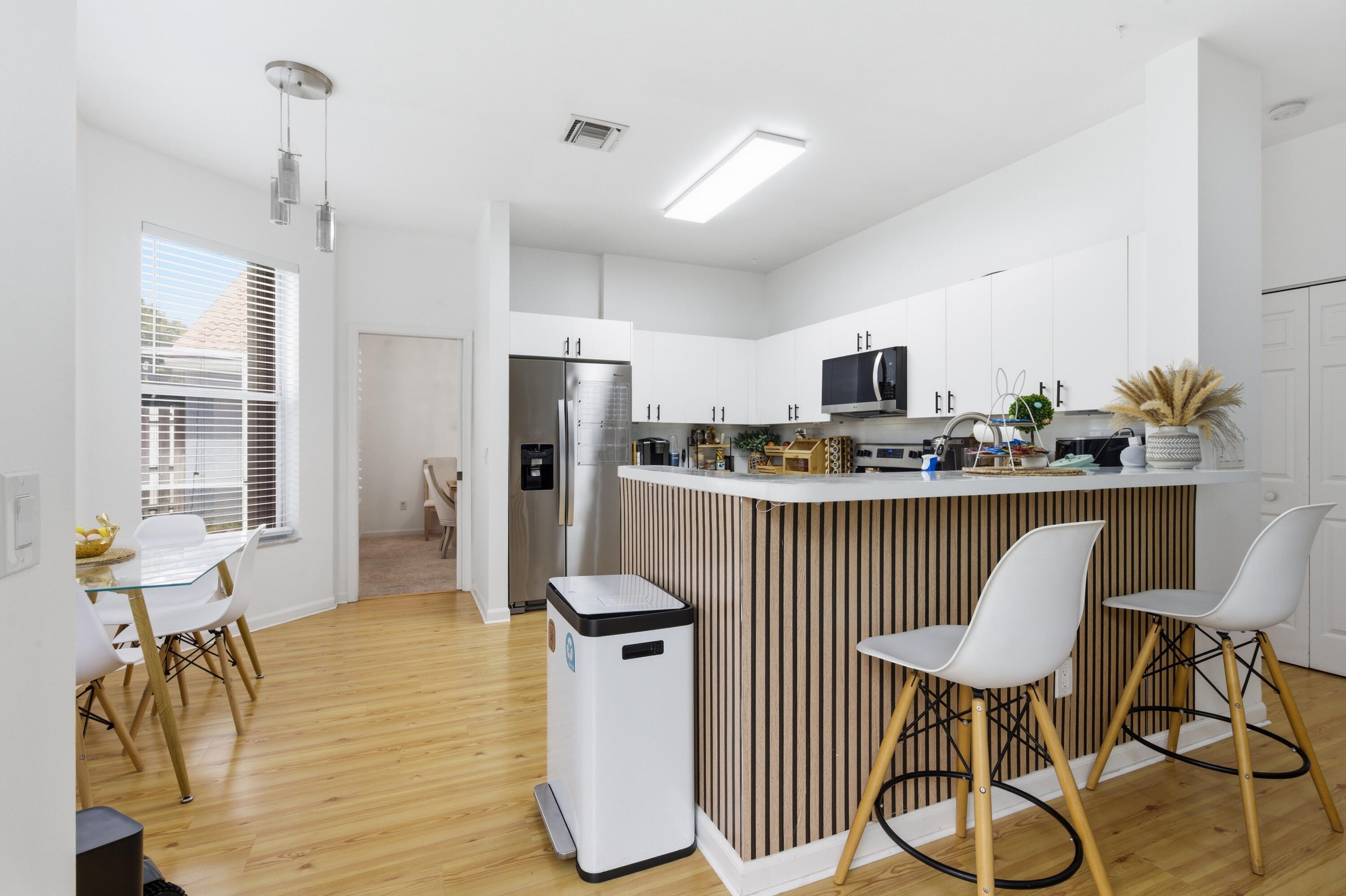 LAKE CHARLESTON TR X - Residential Lease