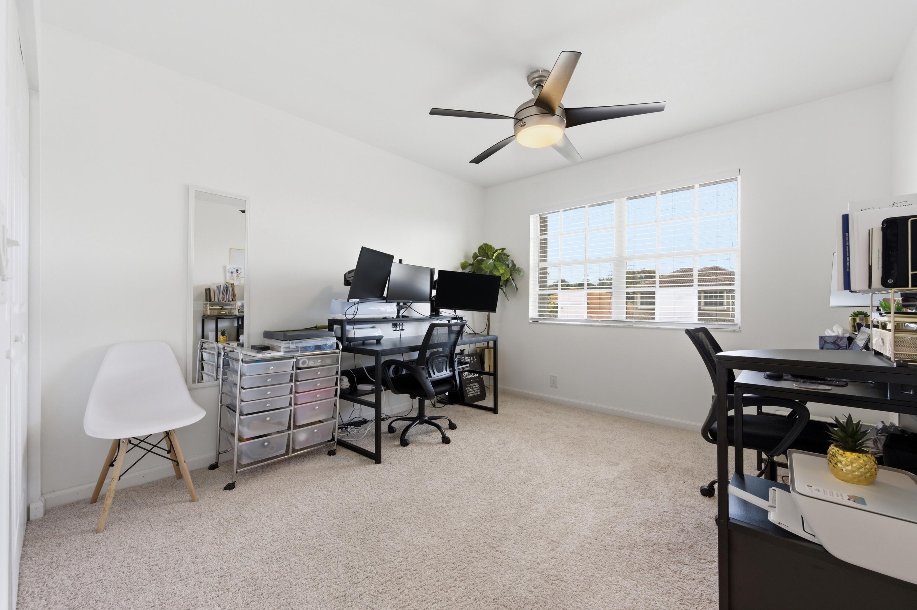 LAKE CHARLESTON TR X - Residential Lease