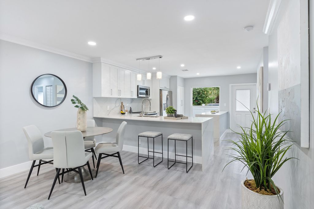 Photo of 6885 Moonlit Drive, Delray Beach, FL 33446 (MLS # R10944803)