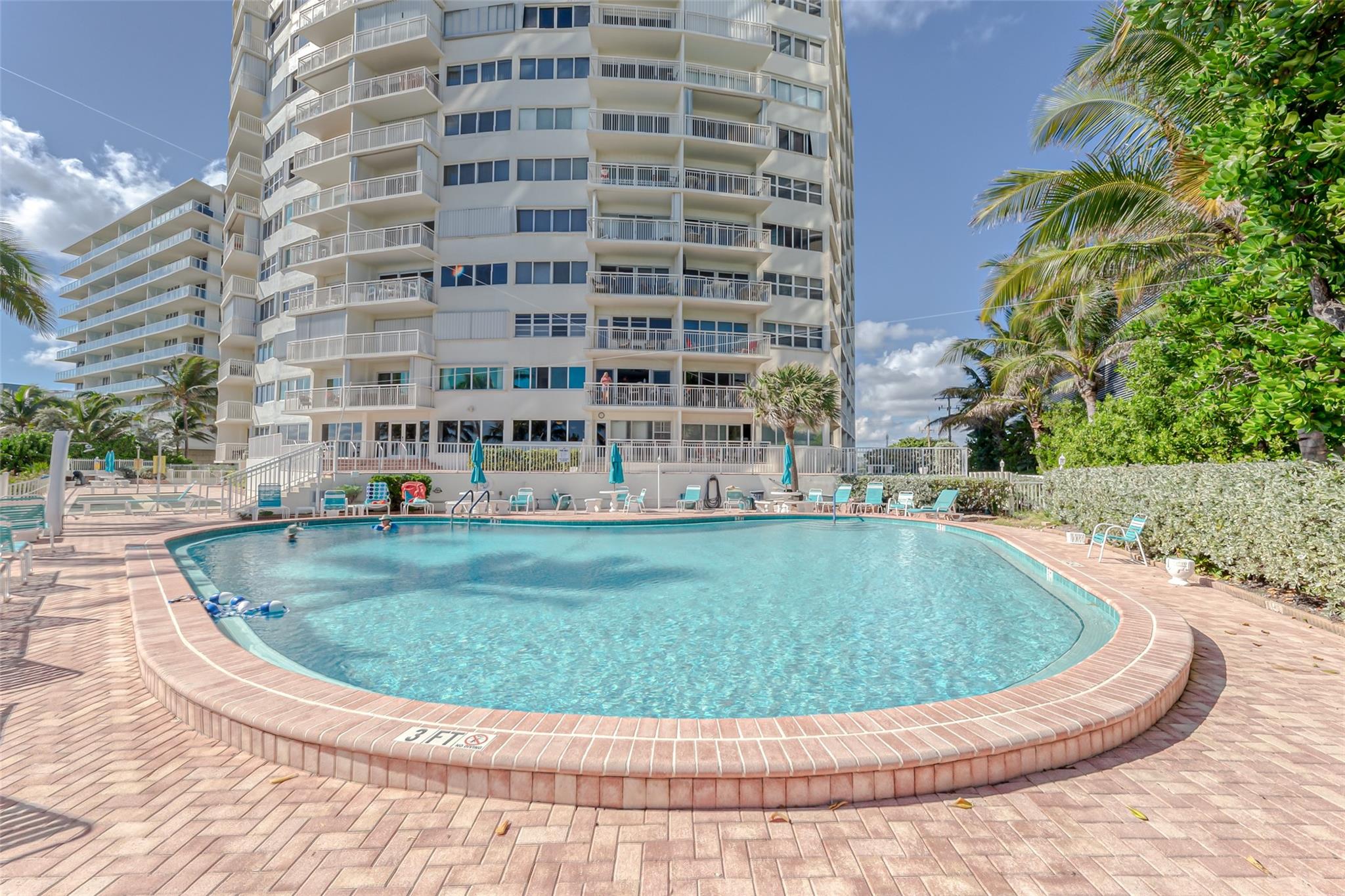 Breakers Condominium - Residential