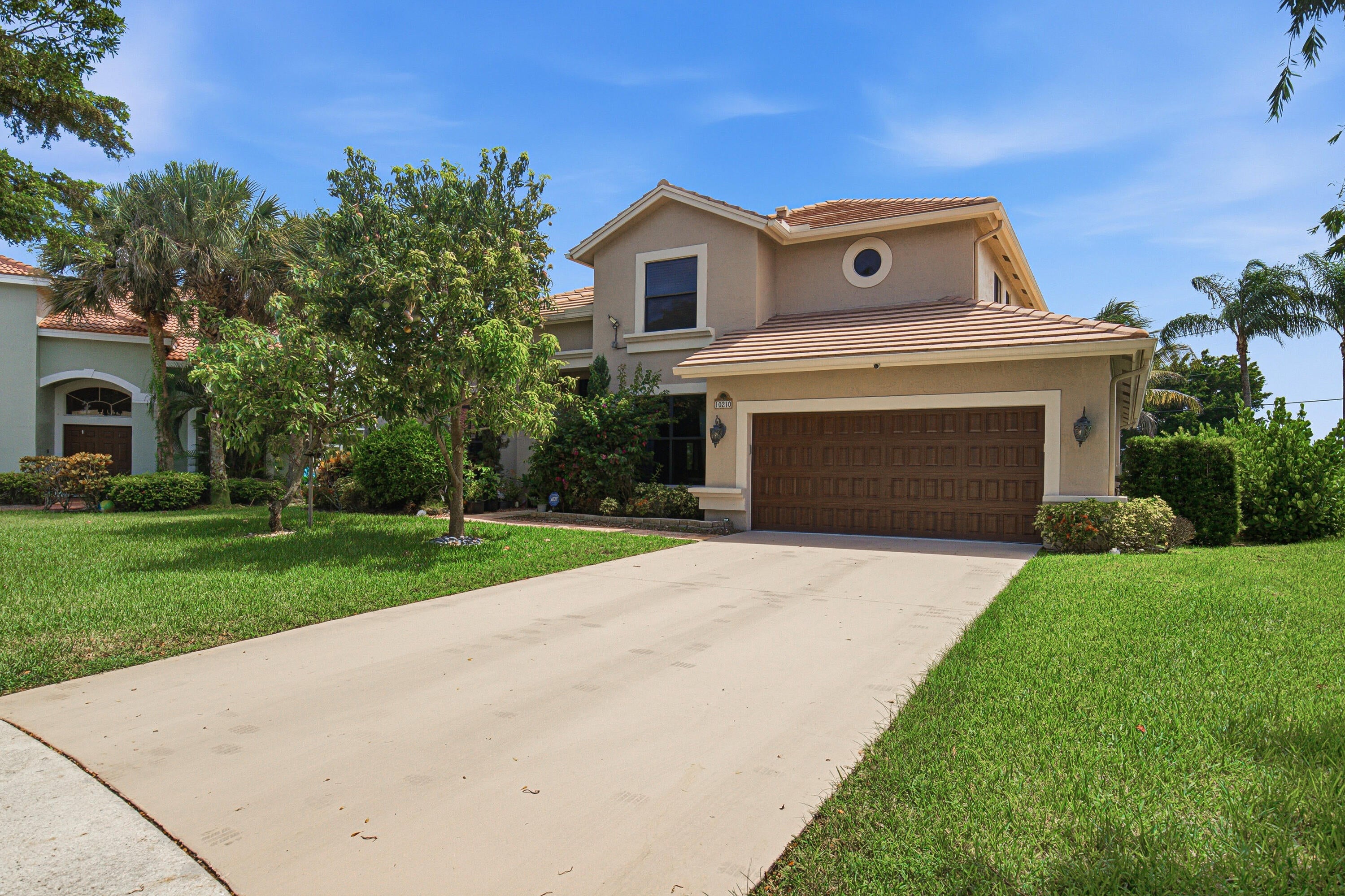 10210 Lexington Estates Boulevard