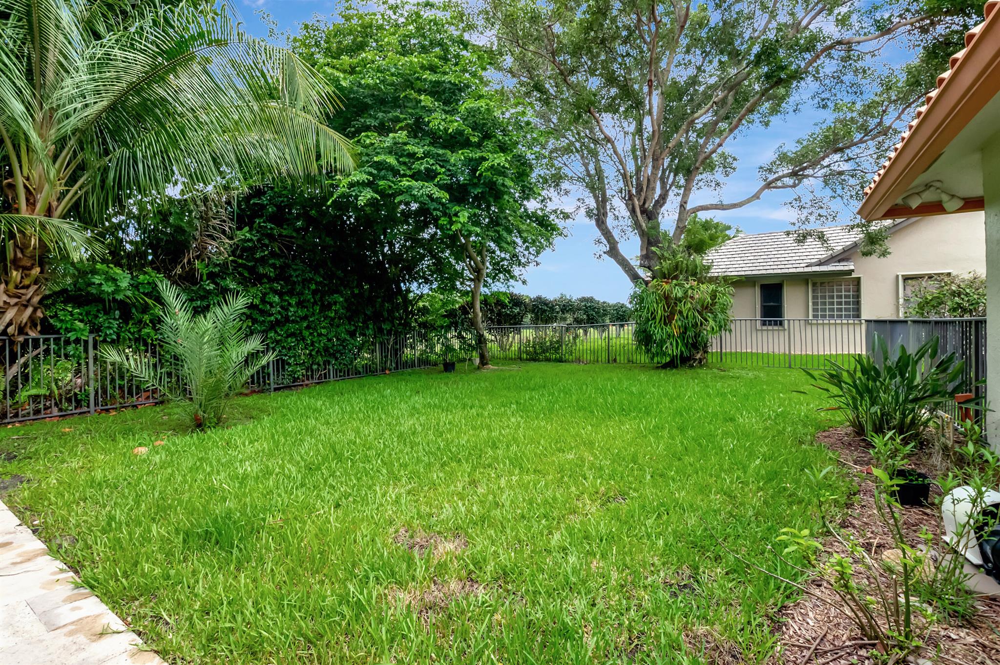 MILLPOND NORTH - Residential Lease