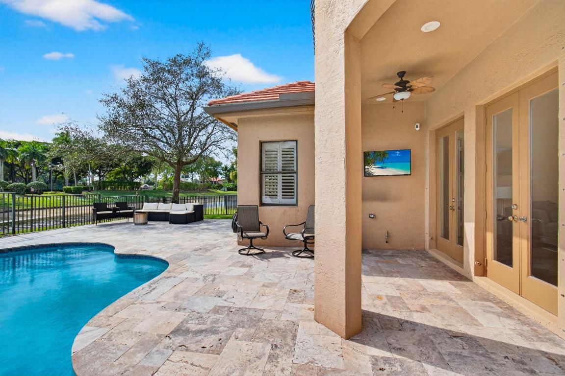 VERSAILLES - Residential