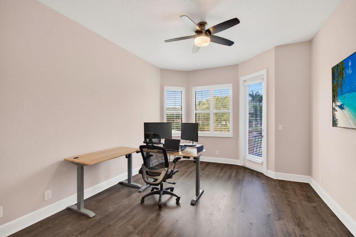 VERSAILLES - Residential