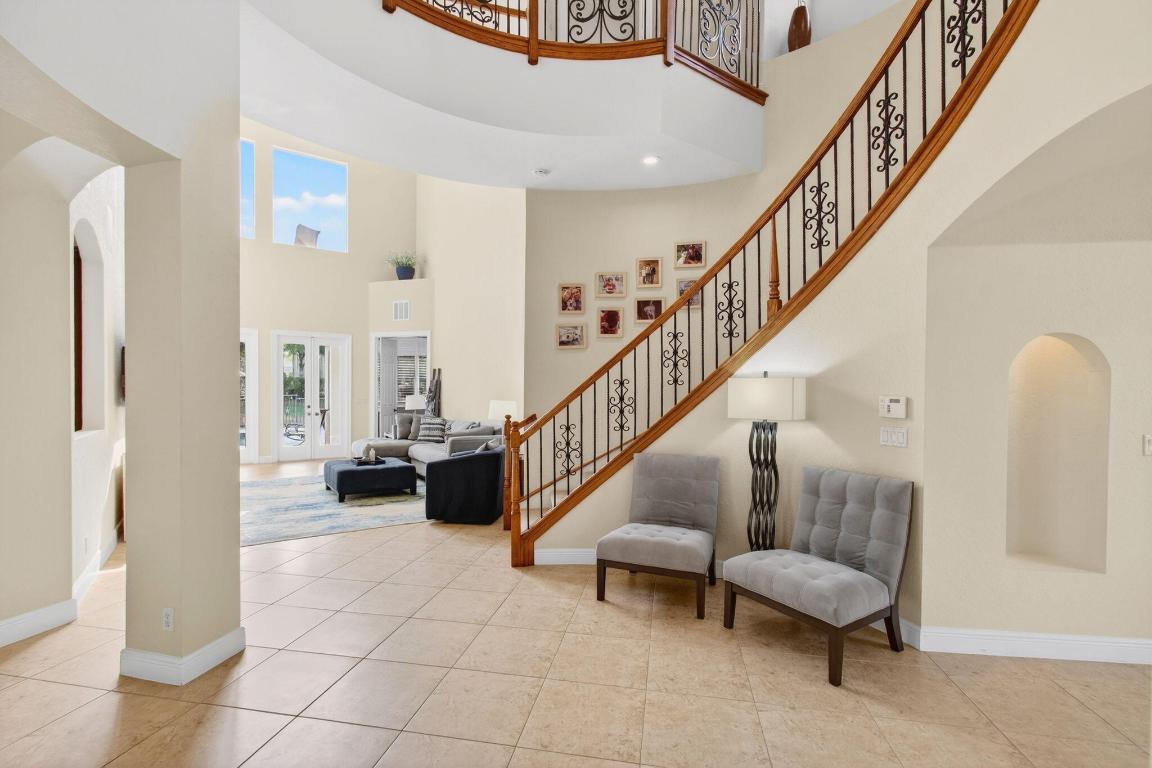 VERSAILLES - Residential